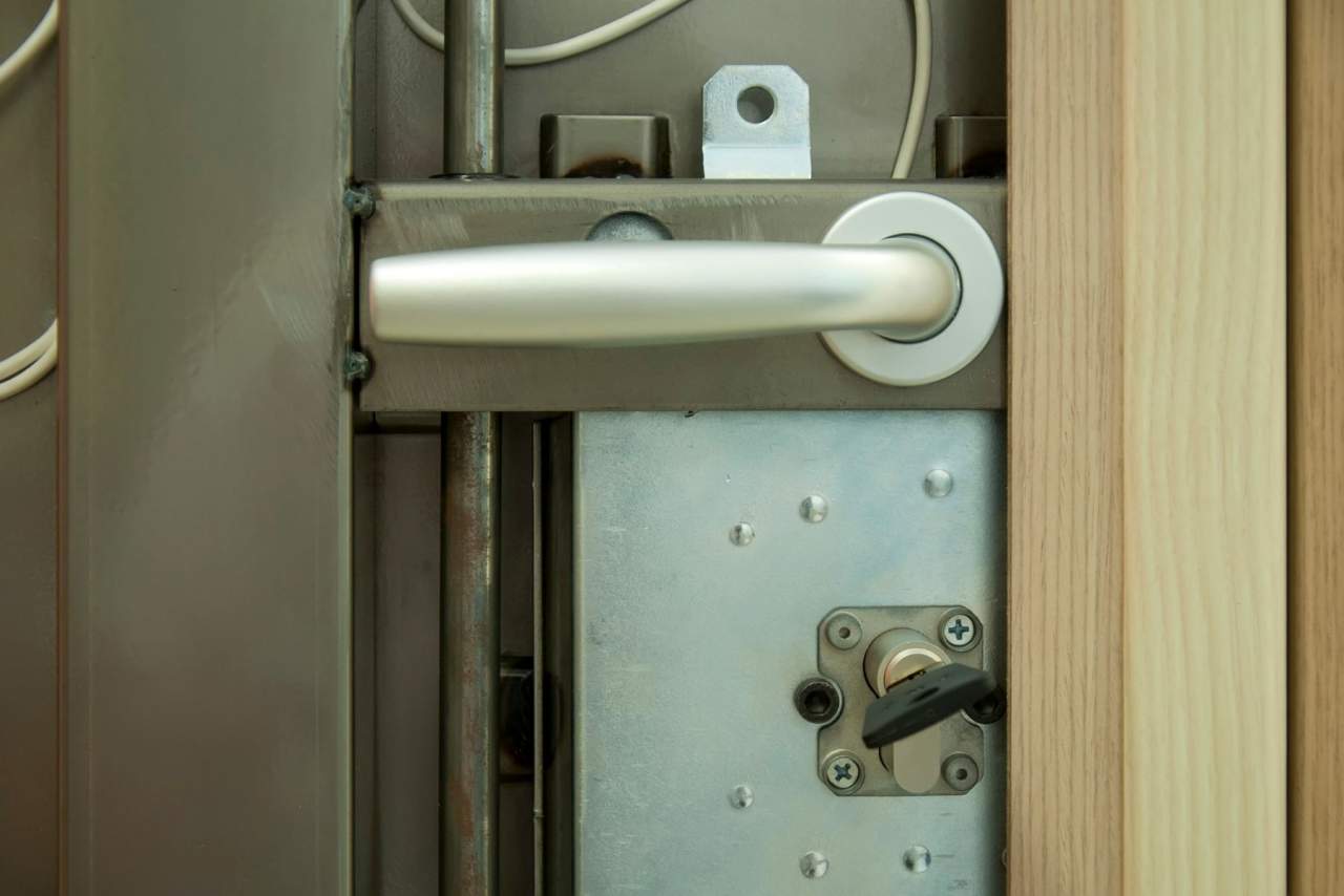 ¿Qué son las puertas acorazadas en Granada? De Puertas Acorazadas Granada