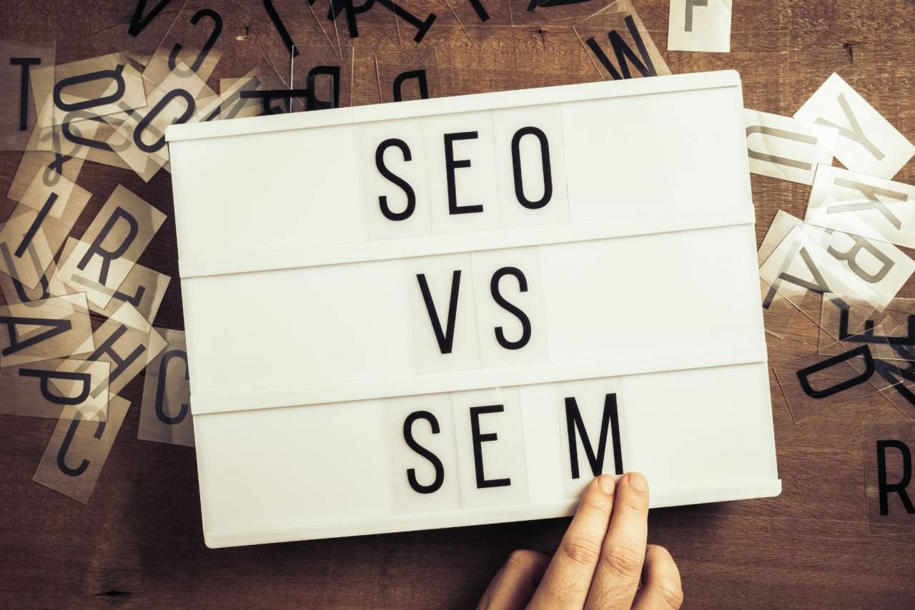 ¿SEO o SEM? ¿Qué significan? ¿Cuál es mejor? Juan Benítez