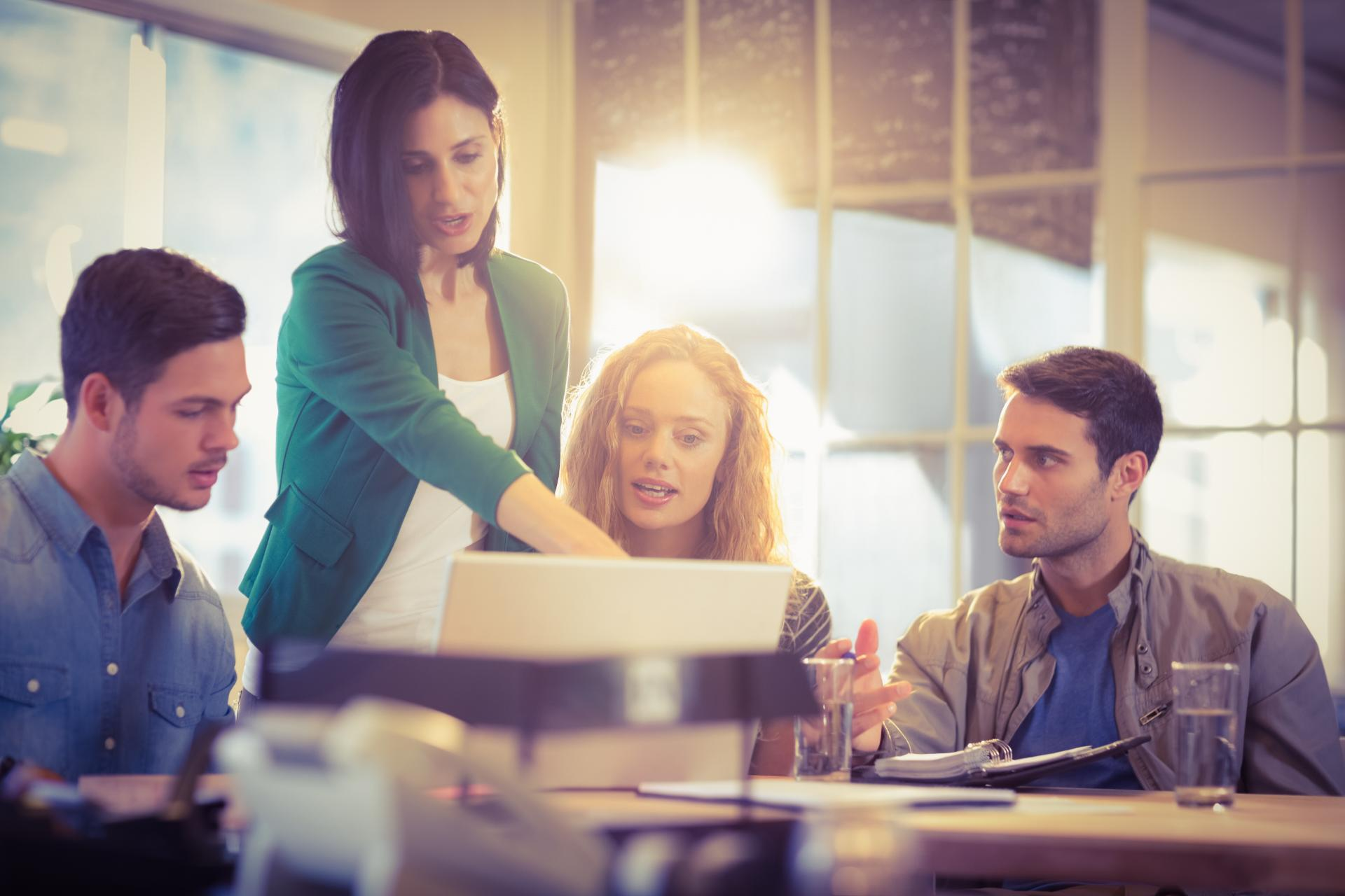 Mejorar el rendimiento de los equipos de trabajo mediante la mentalidad estratégica y la motivación: WIT Trainers