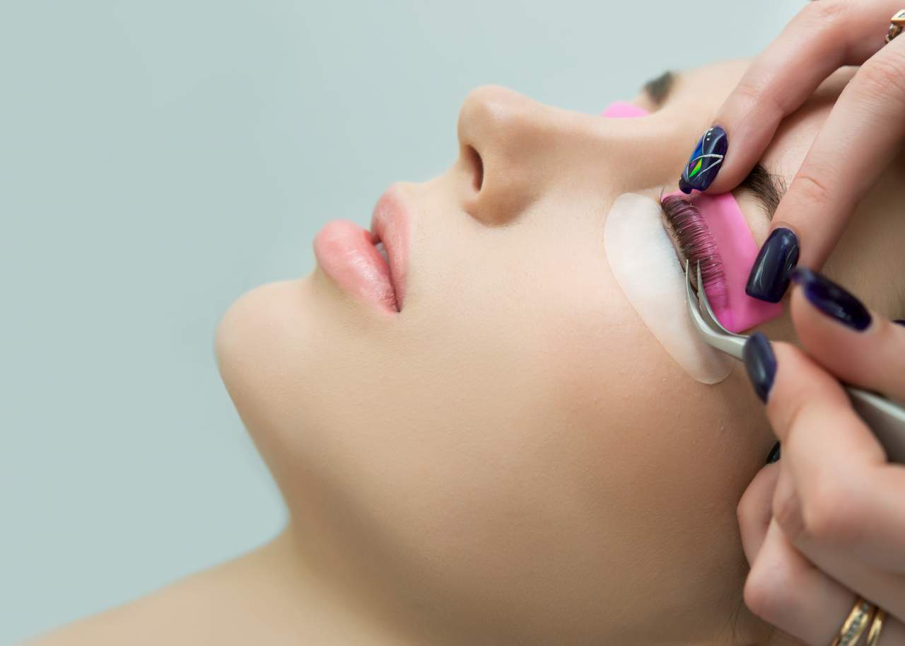 ¿Qué es lash bomb? El lifting de pestañas de la Boutique de la Belleza que está siendo tendencia