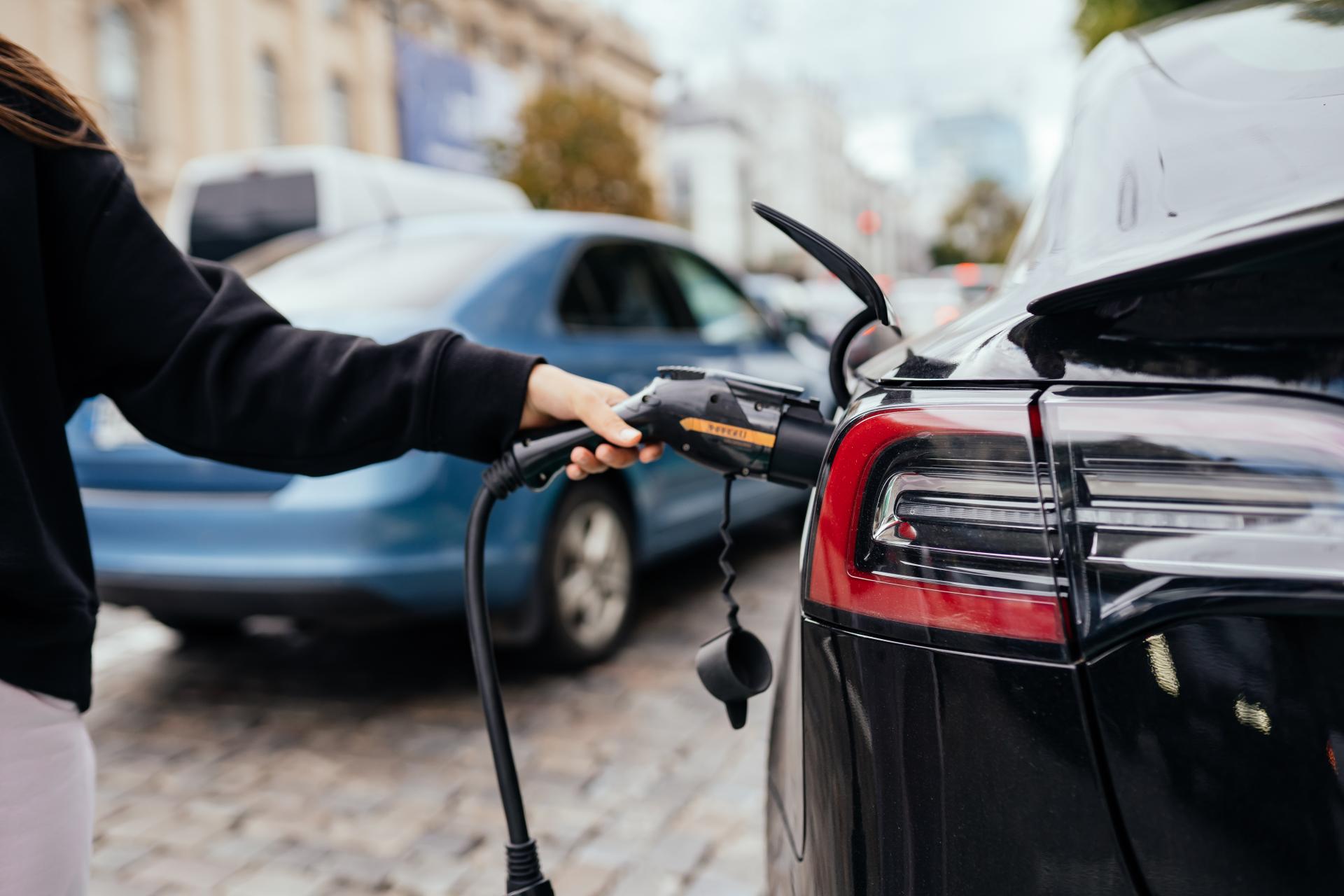 SF Motor Premium ofrece vehículos de ocasión, como Tesla de segunda mano