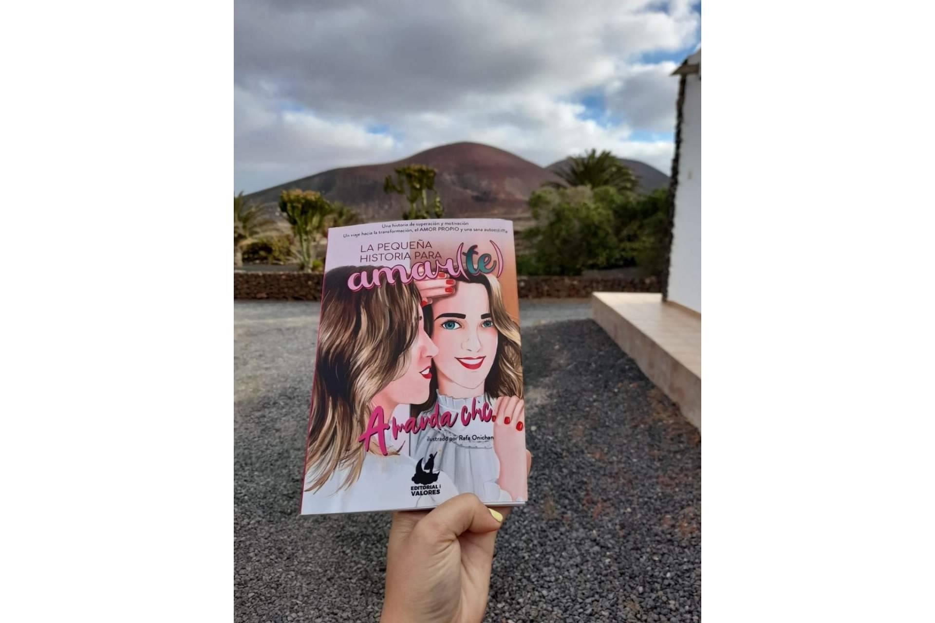 ¿Cómo lograr amor propio, empoderamiento y autoestima de la mano de la influencer Amanda Chic ?