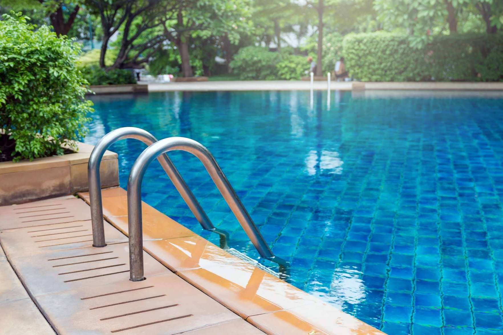 Alargar la temporada de baño es posible con las bombas de calor para piscina de Glovasol
