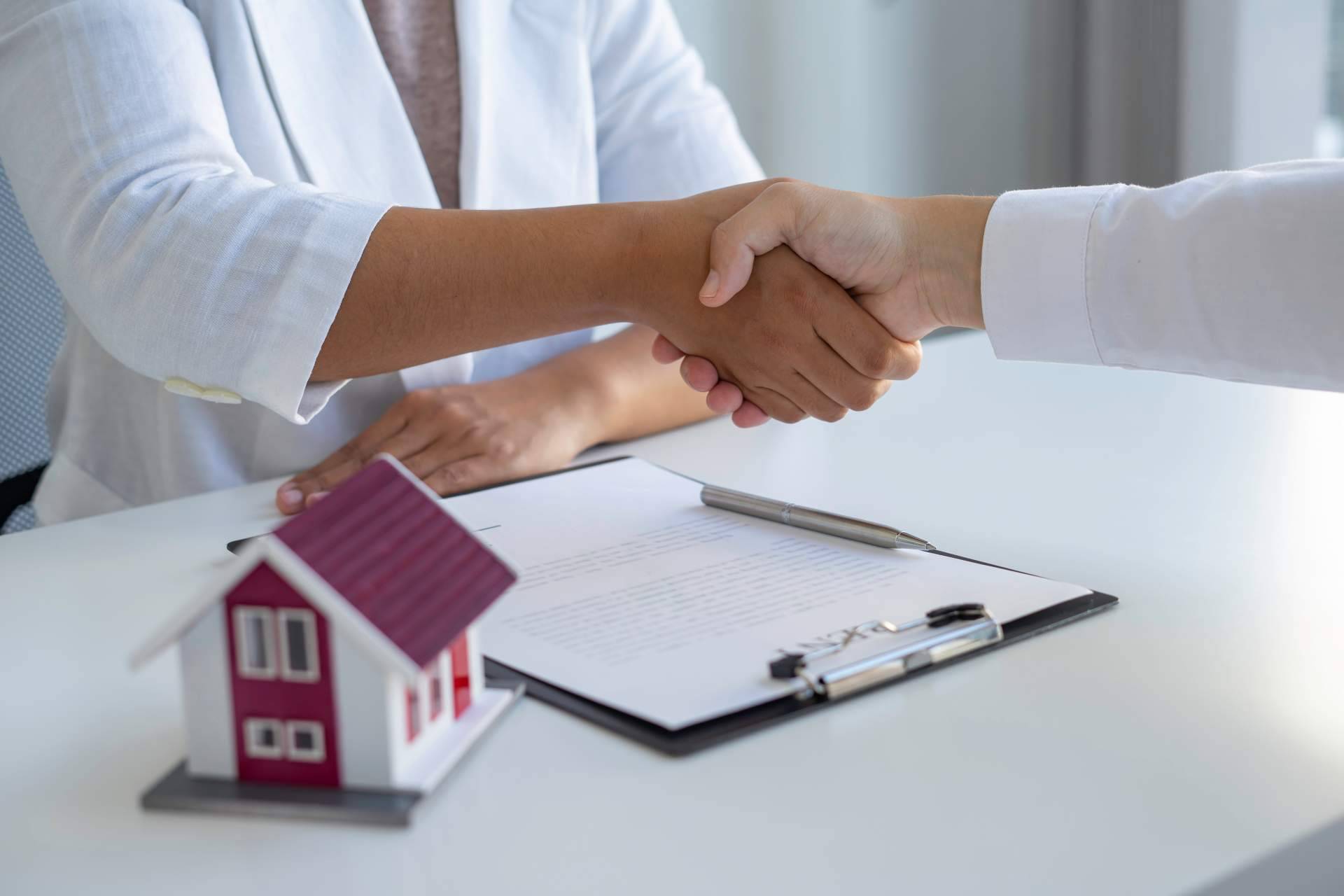 Los beneficios de subrogar la hipoteca con deHipotecas