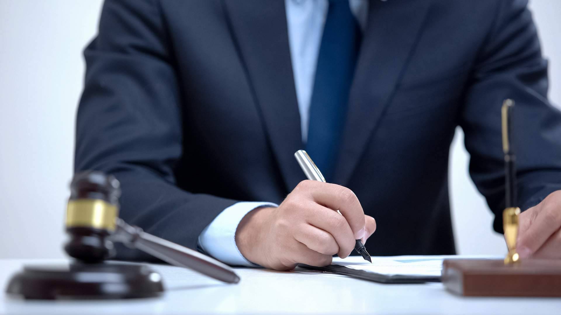 Confiar en Defendo Abogados para gestiones de Derecho Laboral para empresas y particulares