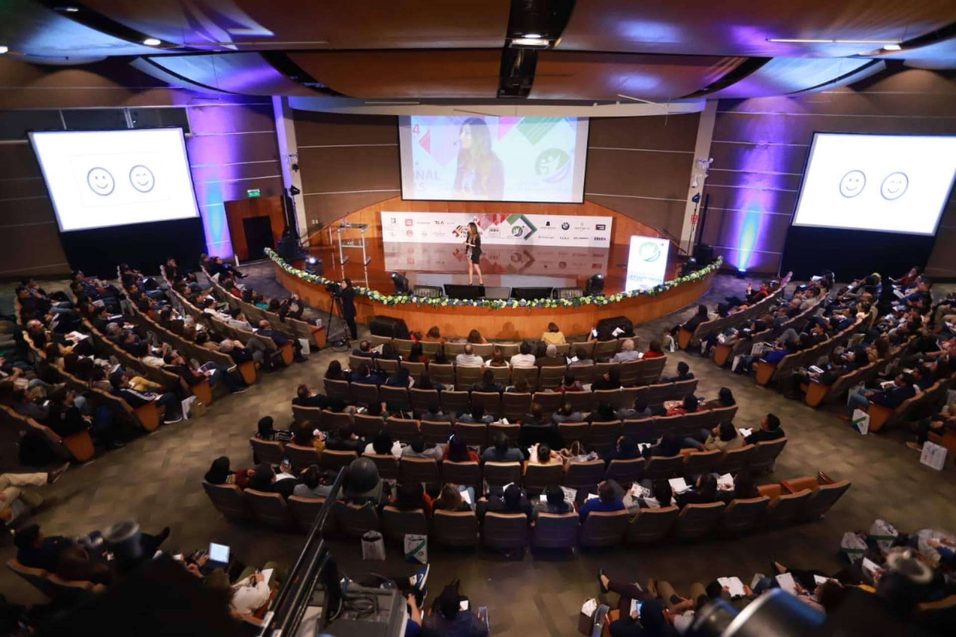 La soft skill para crecer profesionalmente: desarrollar la oratoria con Mónica Galán