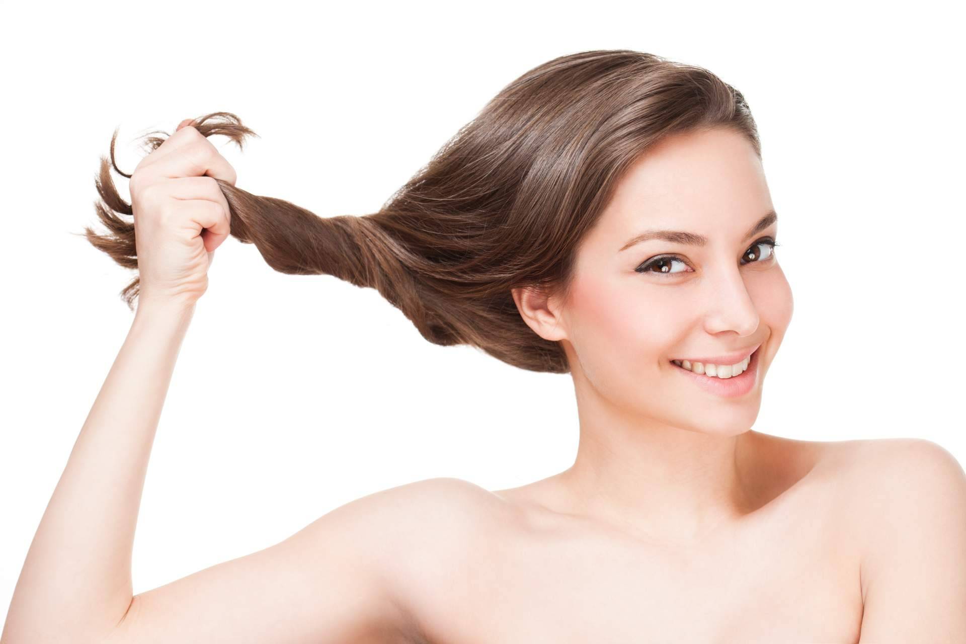 Tratamientos para el pelo quebradizo y encrespado de la mano de CharoConector Healthy Style