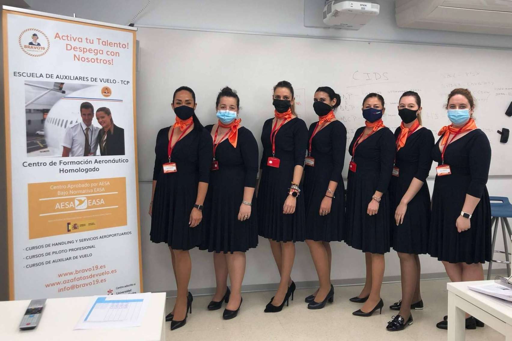 Convertirse en auxiliar de vuelo con la formación en Madrid con BRAVO19