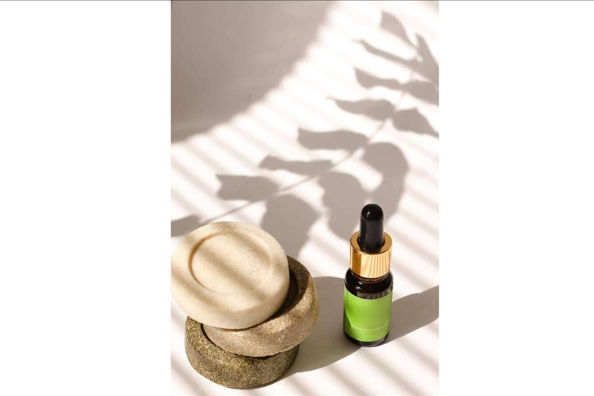 ¿Qué propiedades tienen los aceites esenciales puros?, por Cosmetics Tenerife