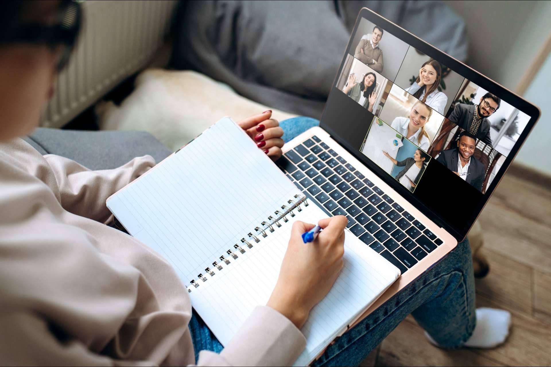 ¿Cuáles son las ventajas de hacer un propio curso online? Stallions Teachers