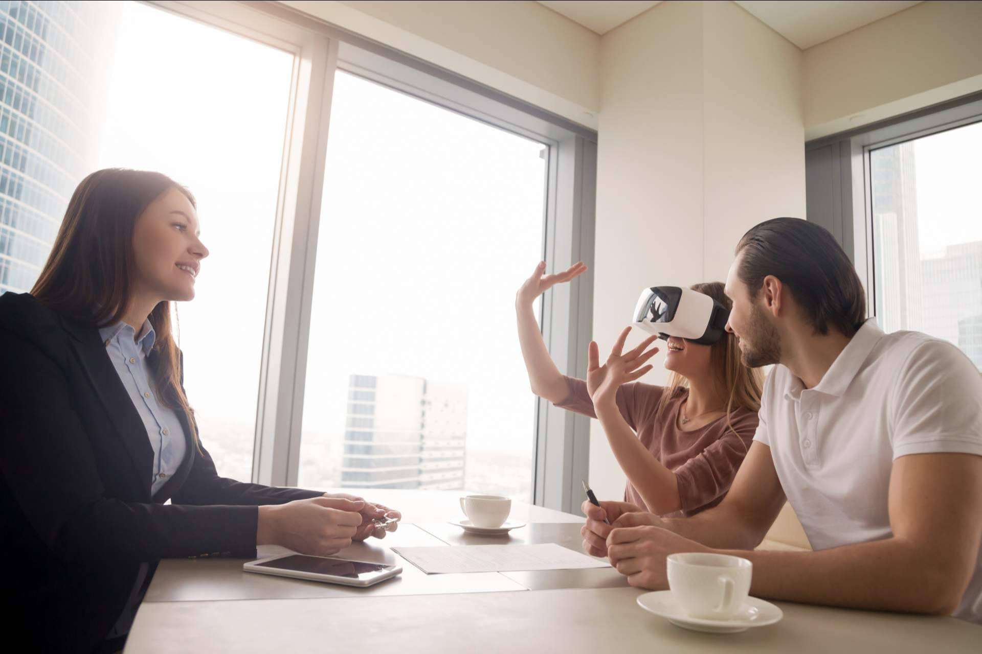 Pasear por todas las estancias de una propiedad de forma virtual es posible con la plataforma digital el Tour Matterport 3D de Cano & Pujol