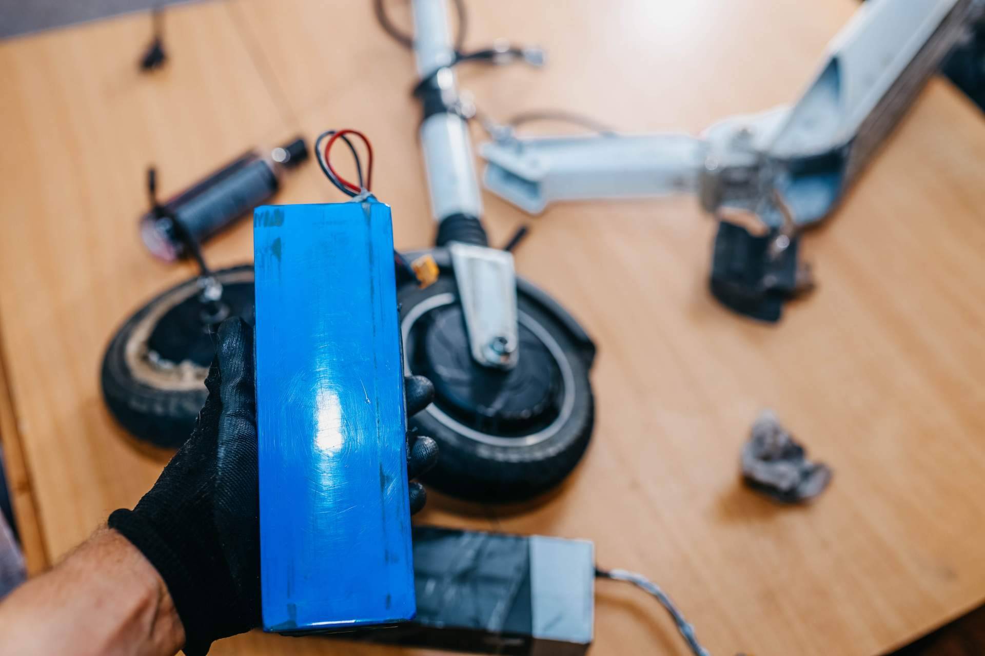 ¿Por qué reparar los patinetes eléctricos con LYNX?