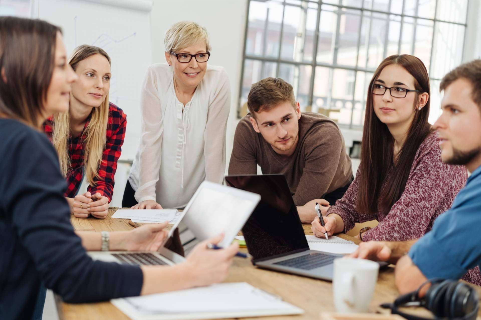 Las ventajas de los cursos homologados para el profesorado activo y para opositores a profesorado en AFOE