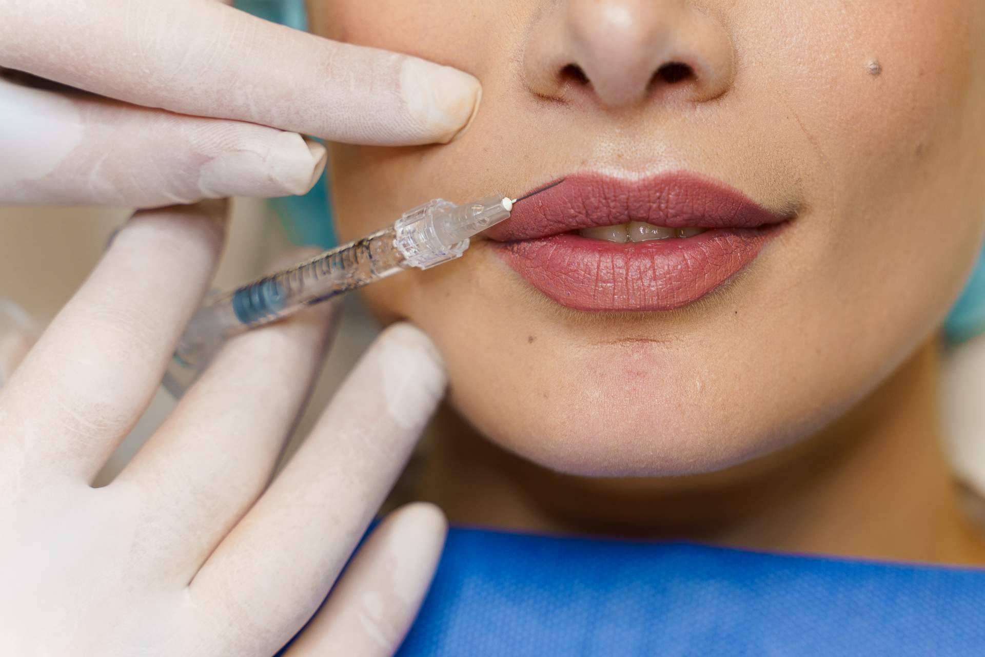 ¿En qué consiste el aumento de labios realizado por Clínicas Be?