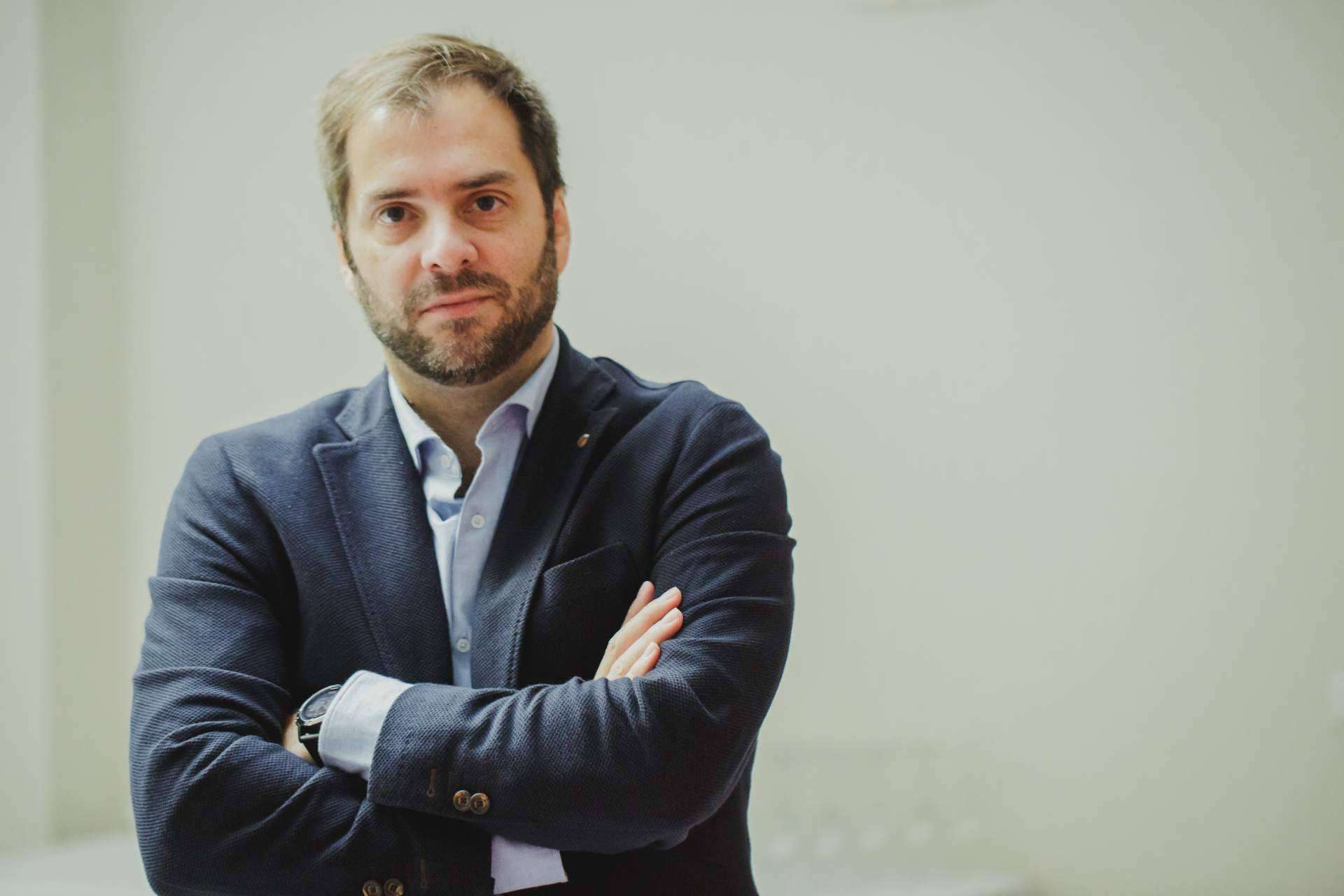 ¿Cómo impulsar el crecimiento de una empresa en internet? Los infoproductos y la asesoría del experto en marketing digital Francisco Rubio