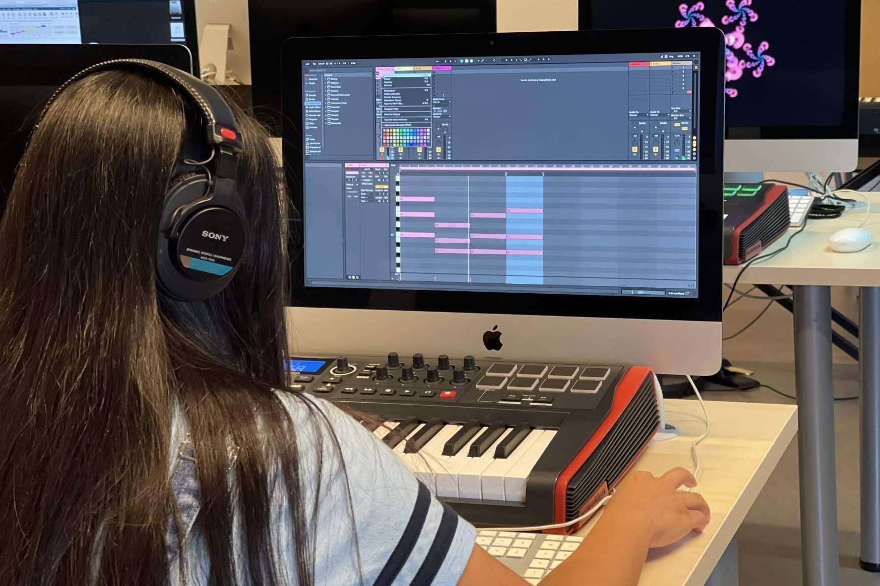 La escuela de producción musical EUMES se adapta a las nuevas necesidades del mercado