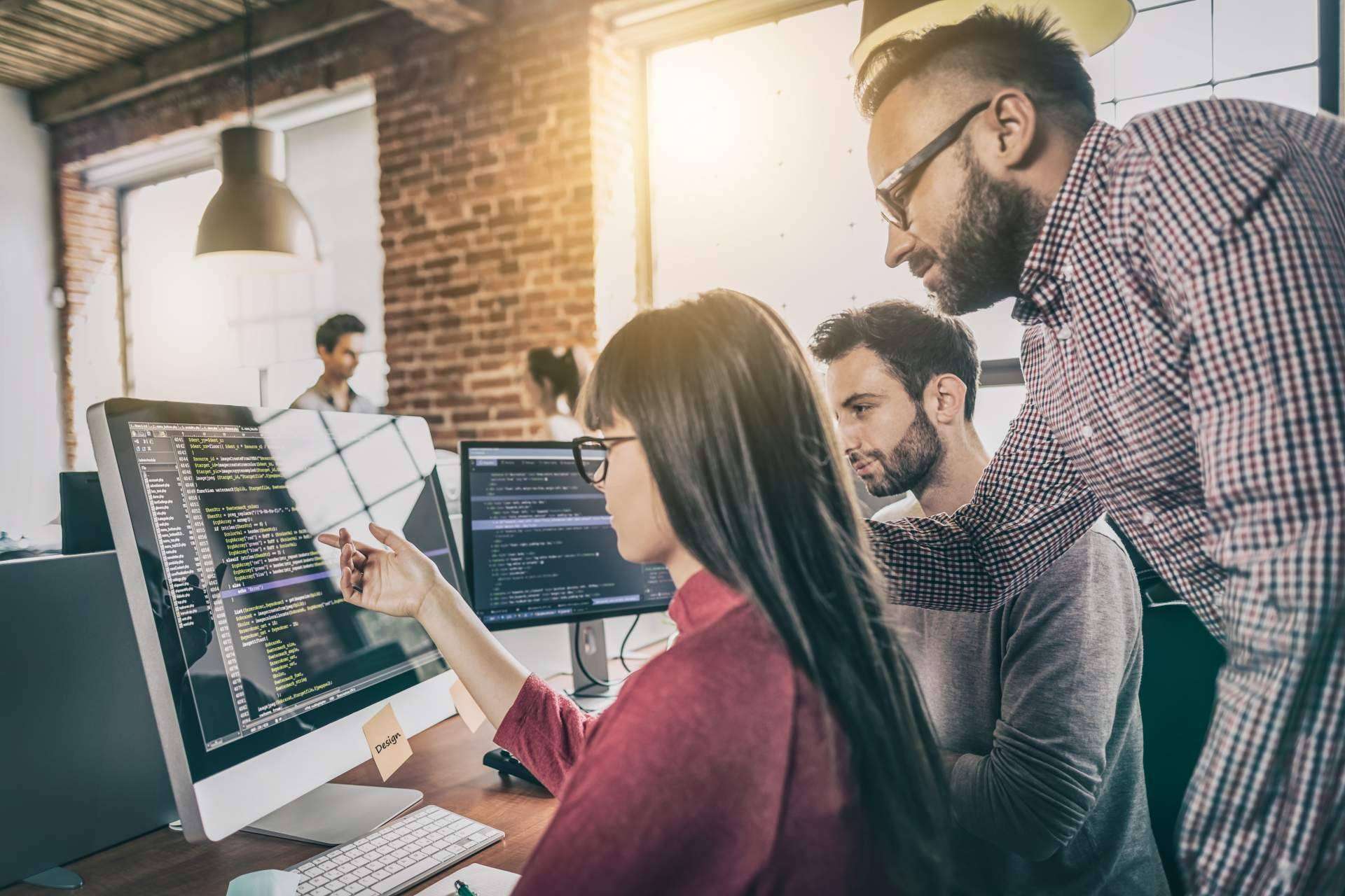 Gratum Corp cuenta con ofertas en desarrollo web hasta fin de año