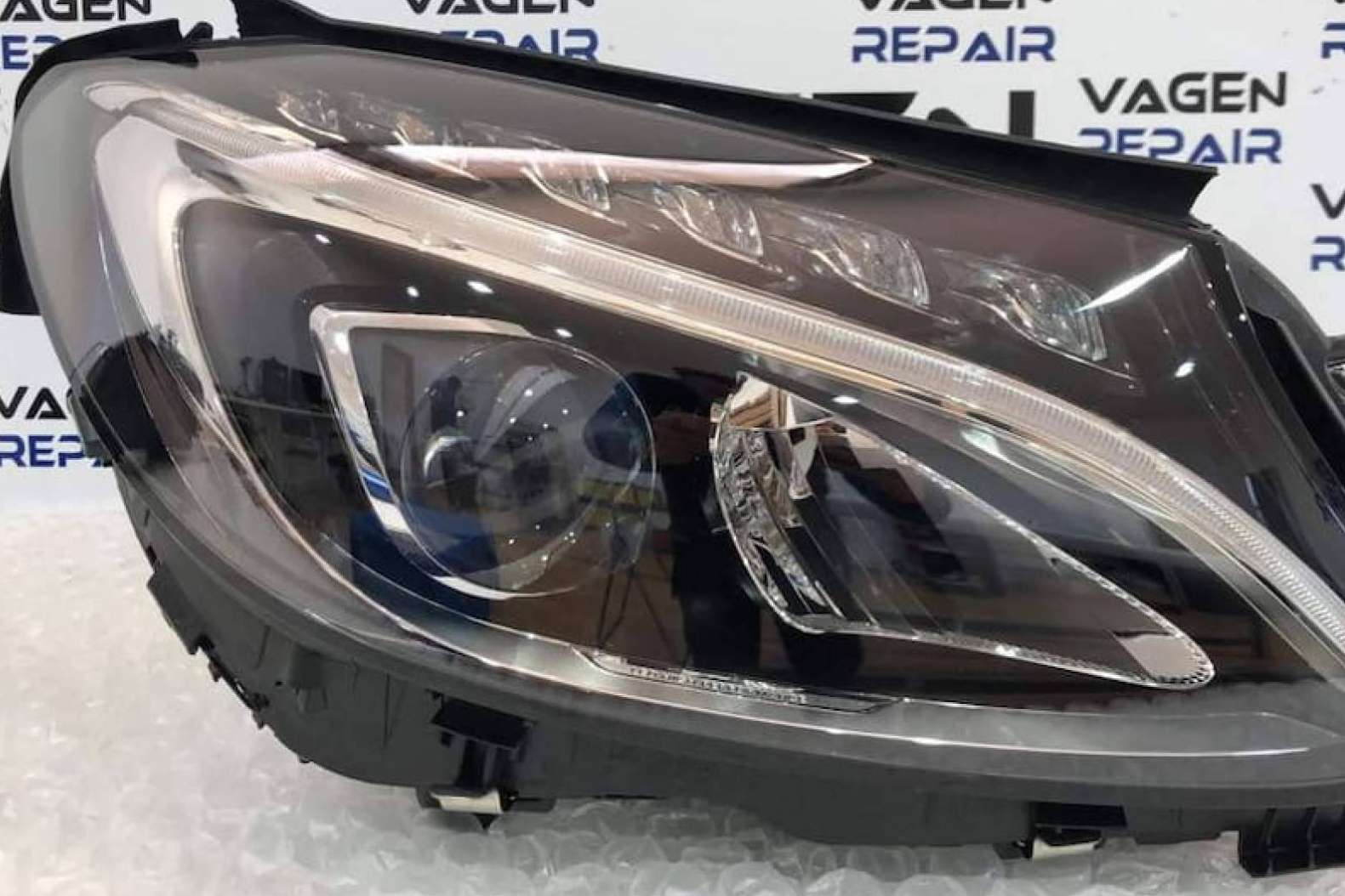 Vagen Repair es una empresa dedicada a la restauración de faros de coche
