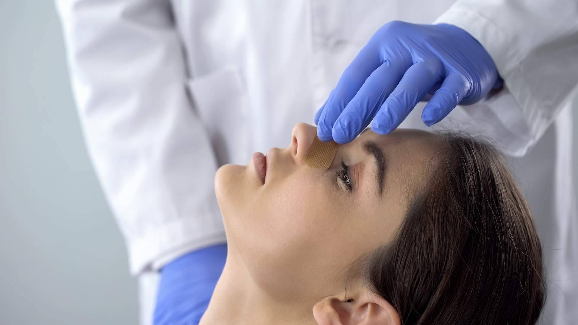 Encontrar los médicos más adecuados para someterse a unos implantes mamarios de la mano de Laurel Experiences