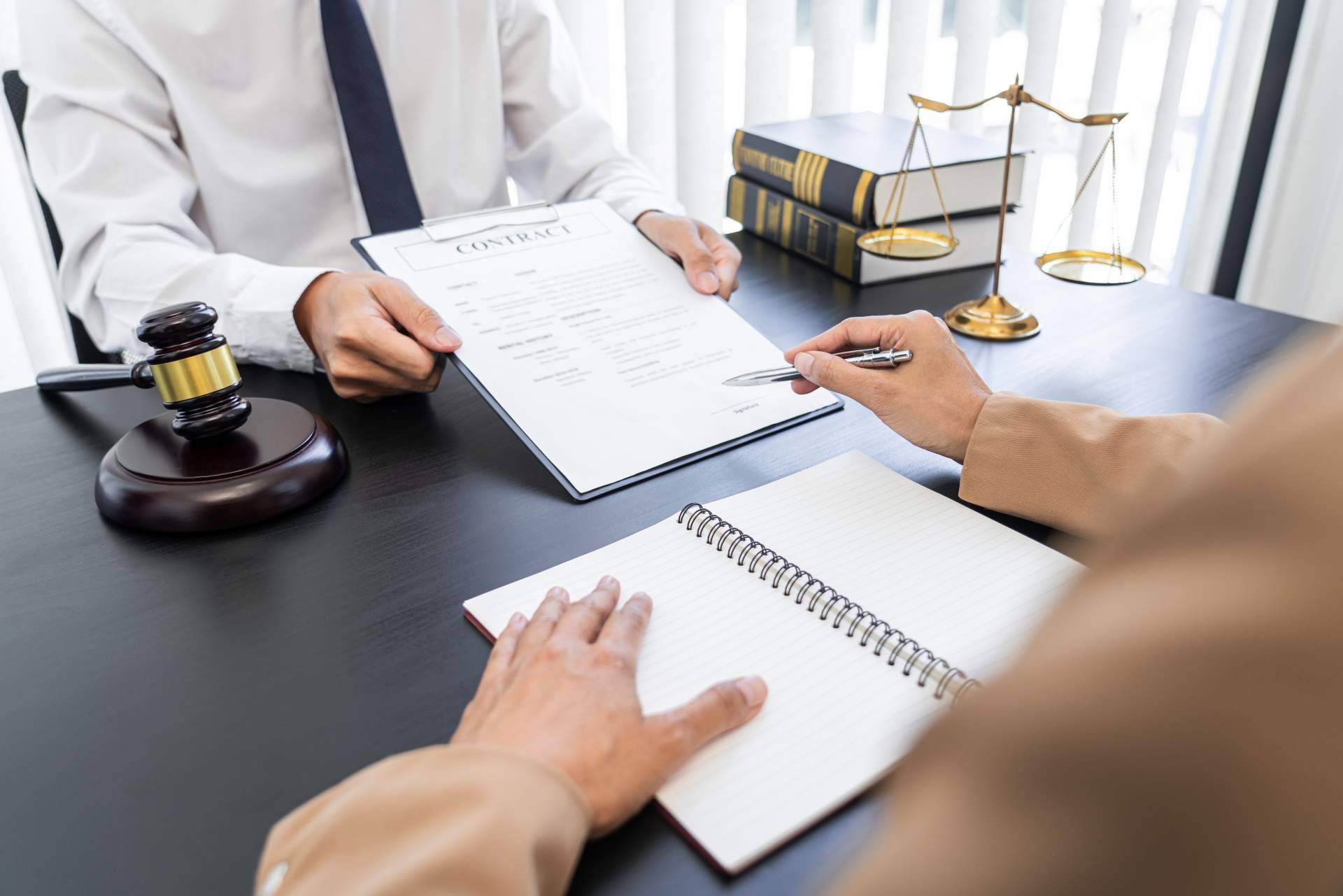 De la mano de abusosfinancieros.com es posible reclamar gratuitamente las comisiones bancarias por descubierto y por impago