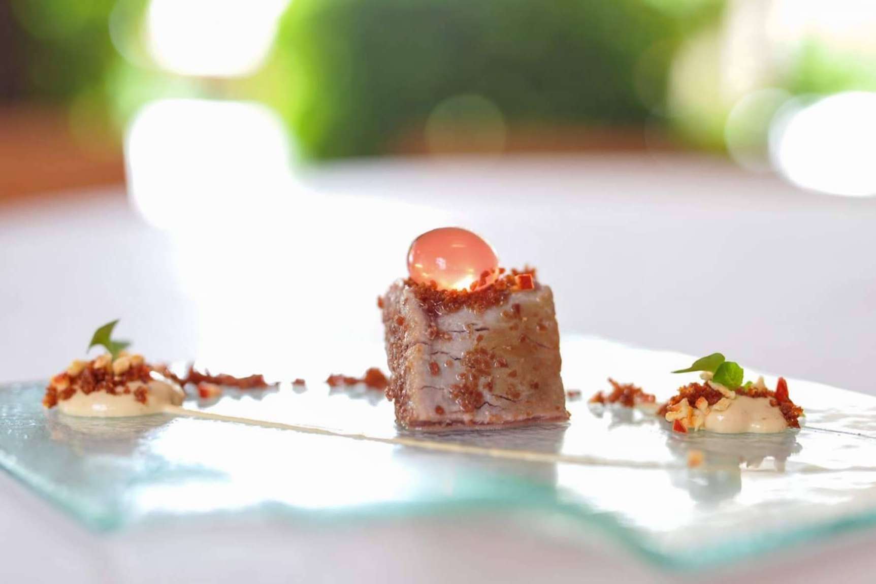 Mediante el canal HORECA, comercios de todo el mundo pueden hacer negocios con Pearls Molecular Experience