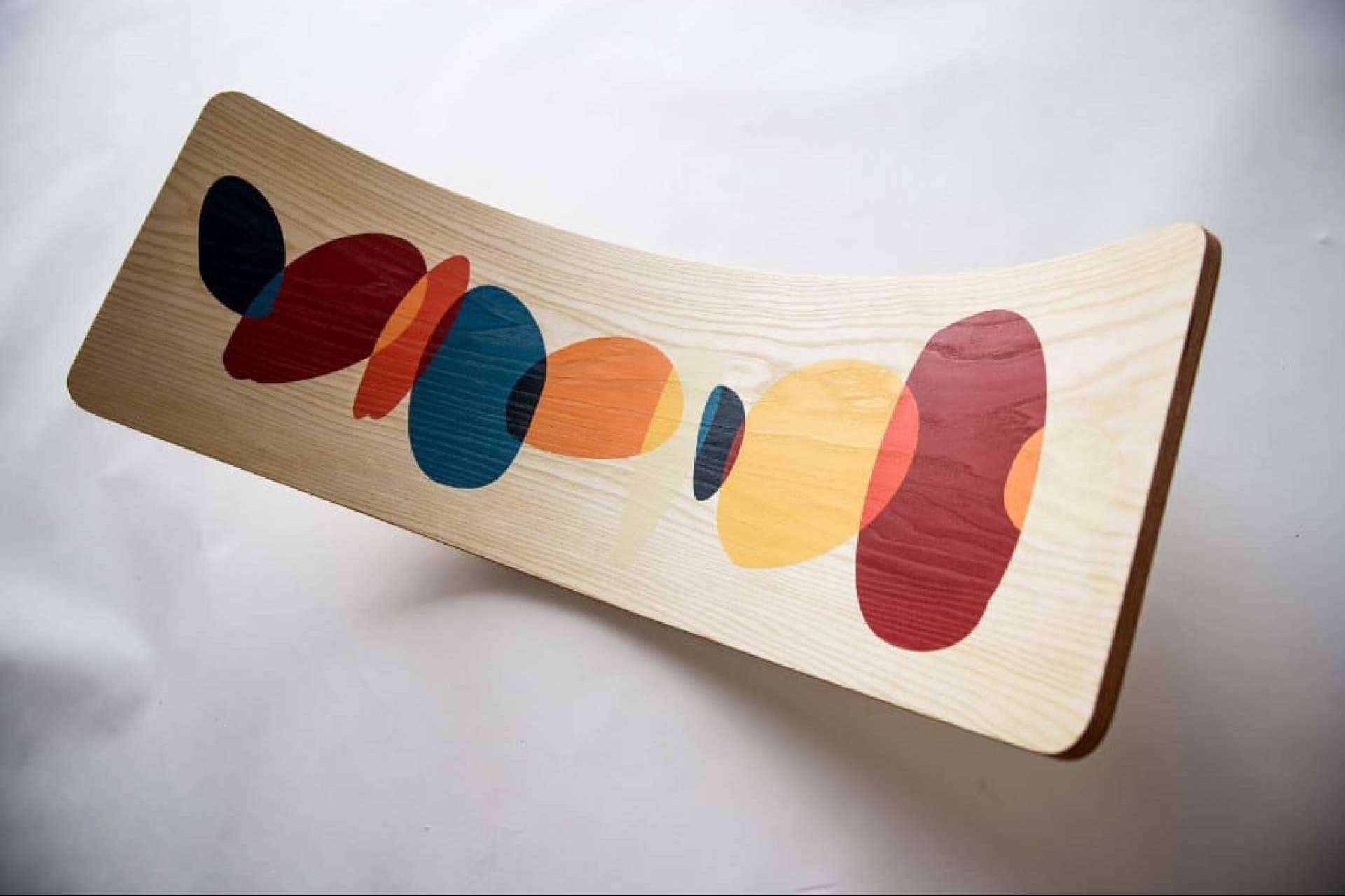 Planeta Eco Aventura y sus juguetes de madera artesanales que siguen las pedagogías Montessori, Waldorf o Pikler