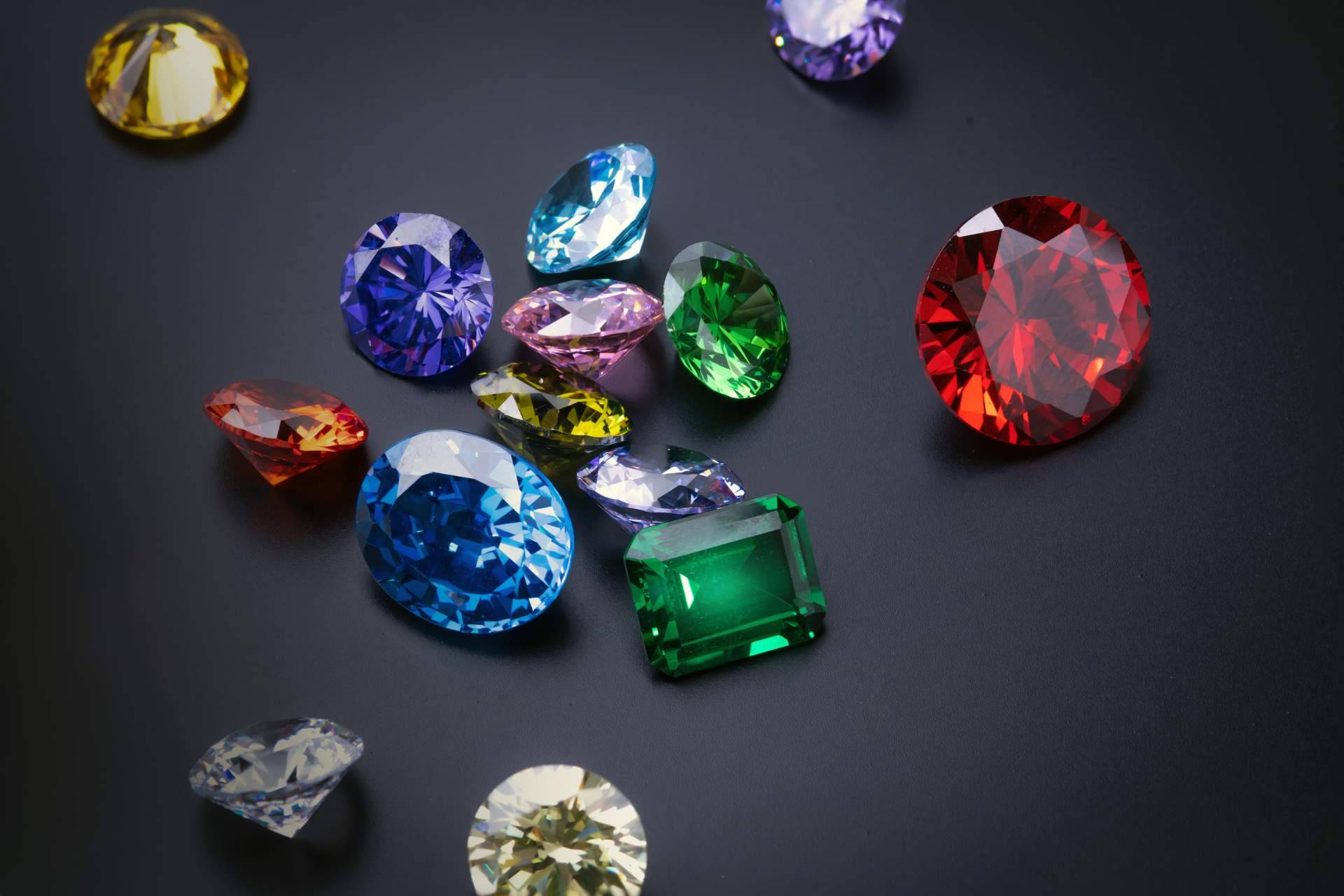 Piedras protectoras disponibles en Tierra de Gemas