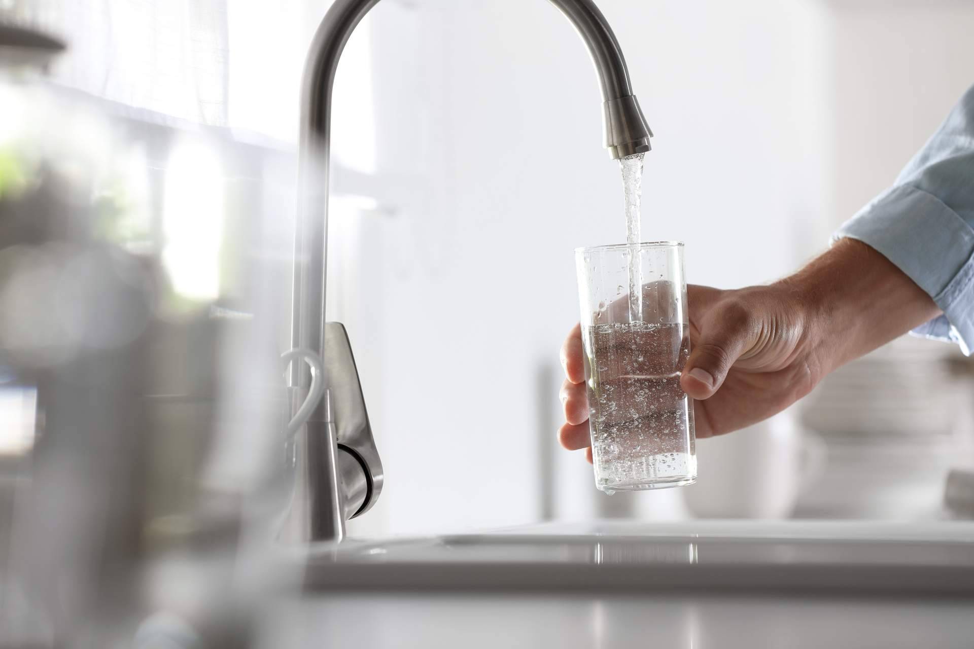 ¿Es posible beber agua de calidad desde el grifo? La solución sostenible de la mano de Atrium Salud
