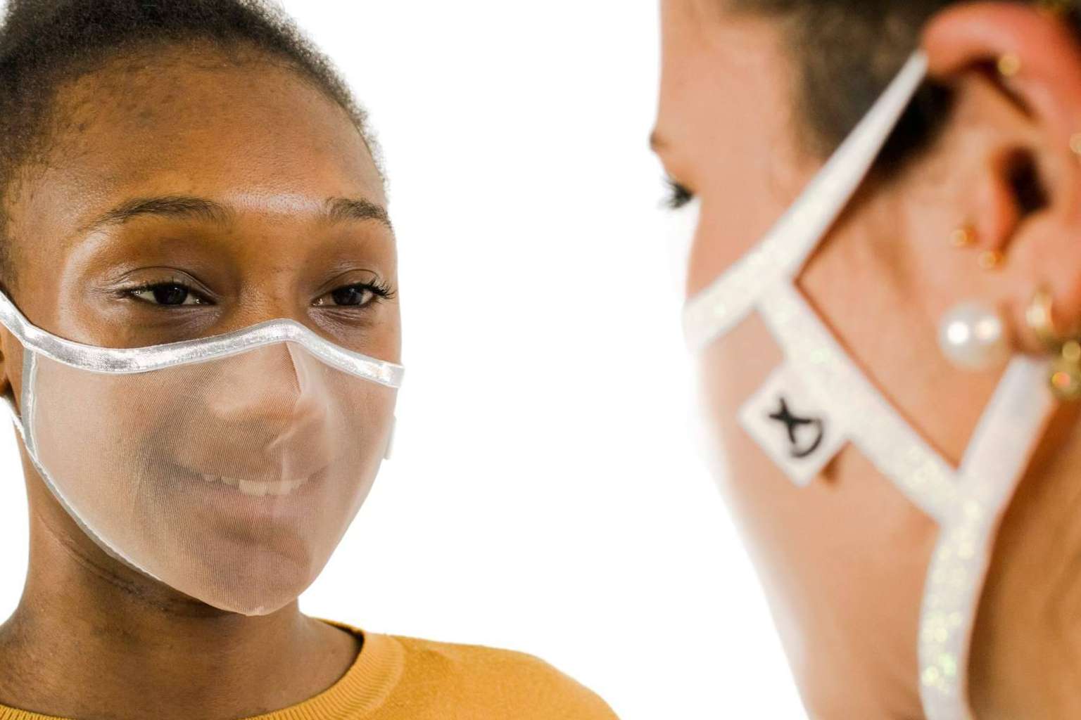 Las mascarillas siguen siendo el accesorio indispensable para protegerse contra las nuevas variantes del COVID-19