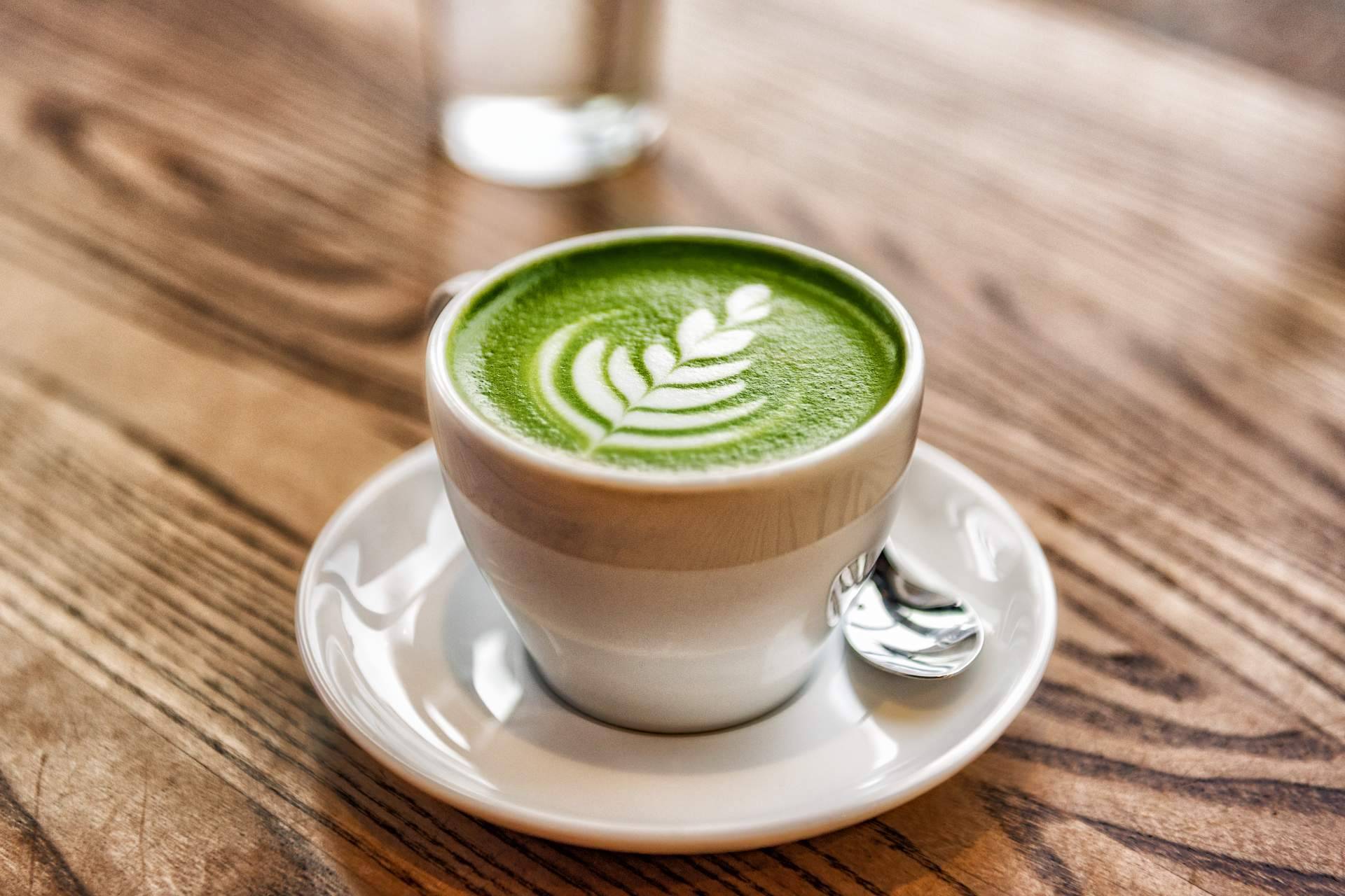 Los beneficios de consumir té matcha, con Mediterranean Superfoods