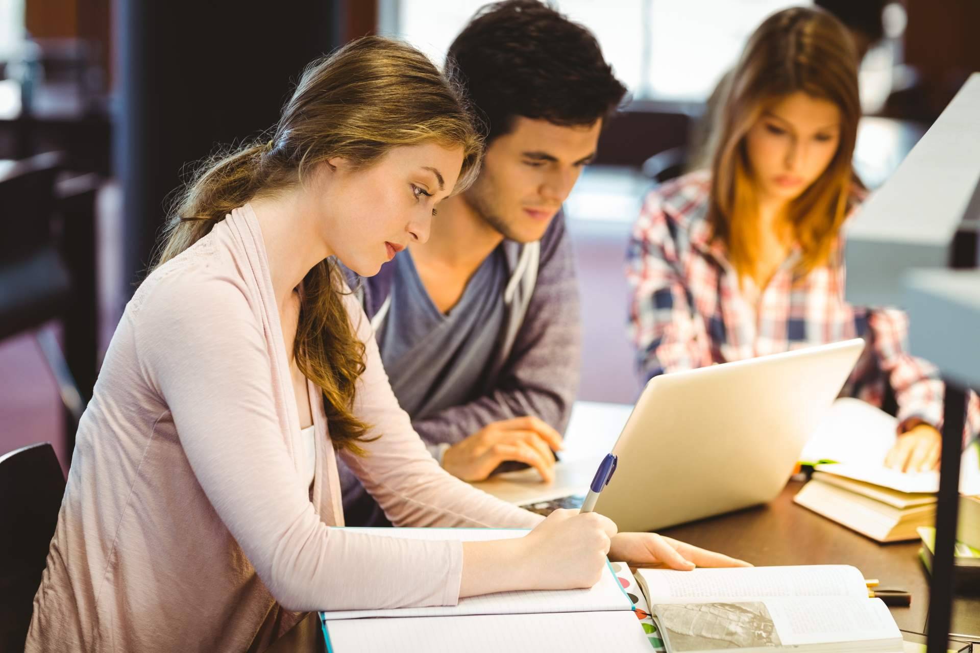 El plan de fibra 600MB sin permanencia que ofrece Promofibra para estudiantes