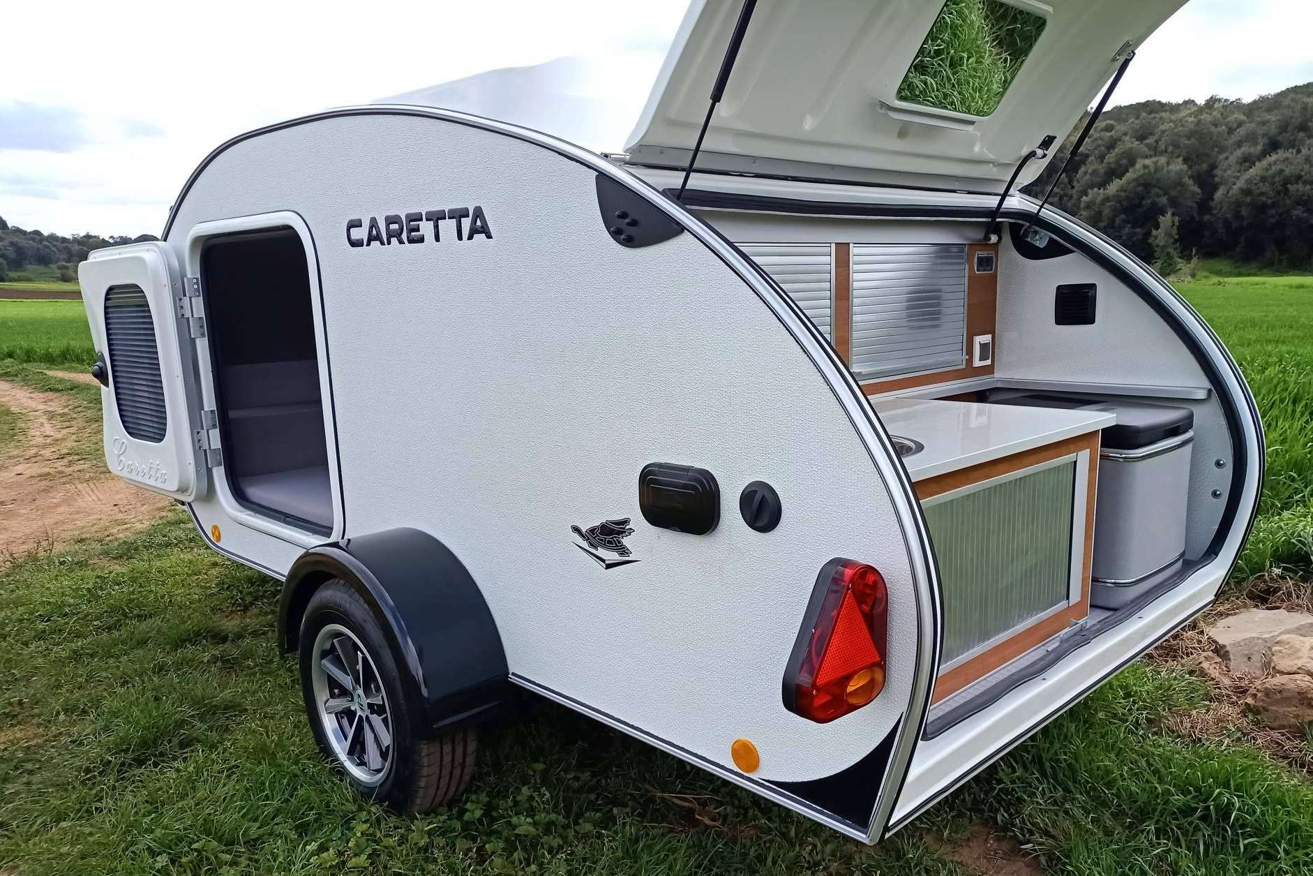Turismo sostenible con la minicaravana Caretta de minicaravanas.com