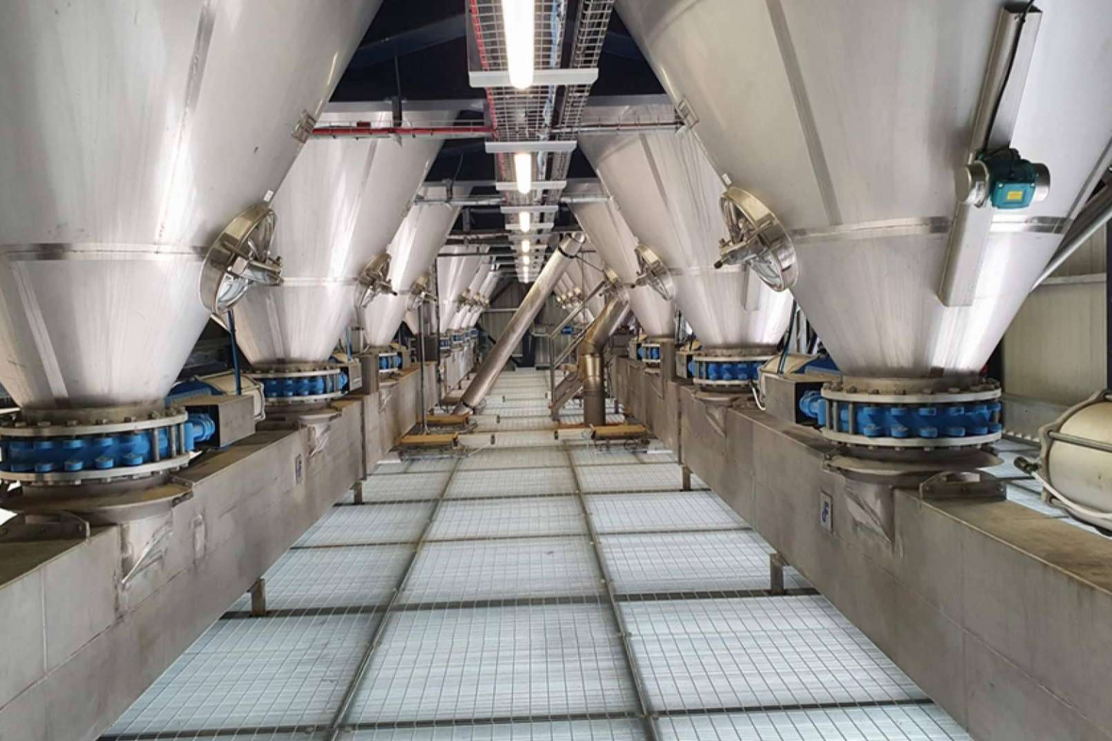 Las nuevas líneas de producción de maquinaria de Domfesa apuestan por la tecnología sostenible