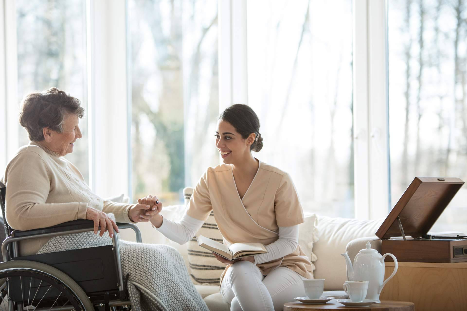 LineaMed, asistencia domiciliaria de excelencia en el cuidado de adultos mayores