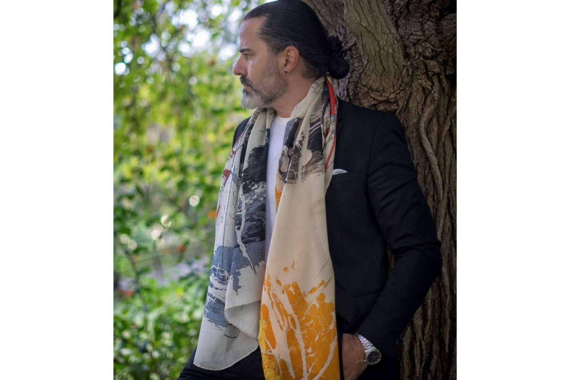 Full & Briss ofrece foulards y pashminas que desprenden arte