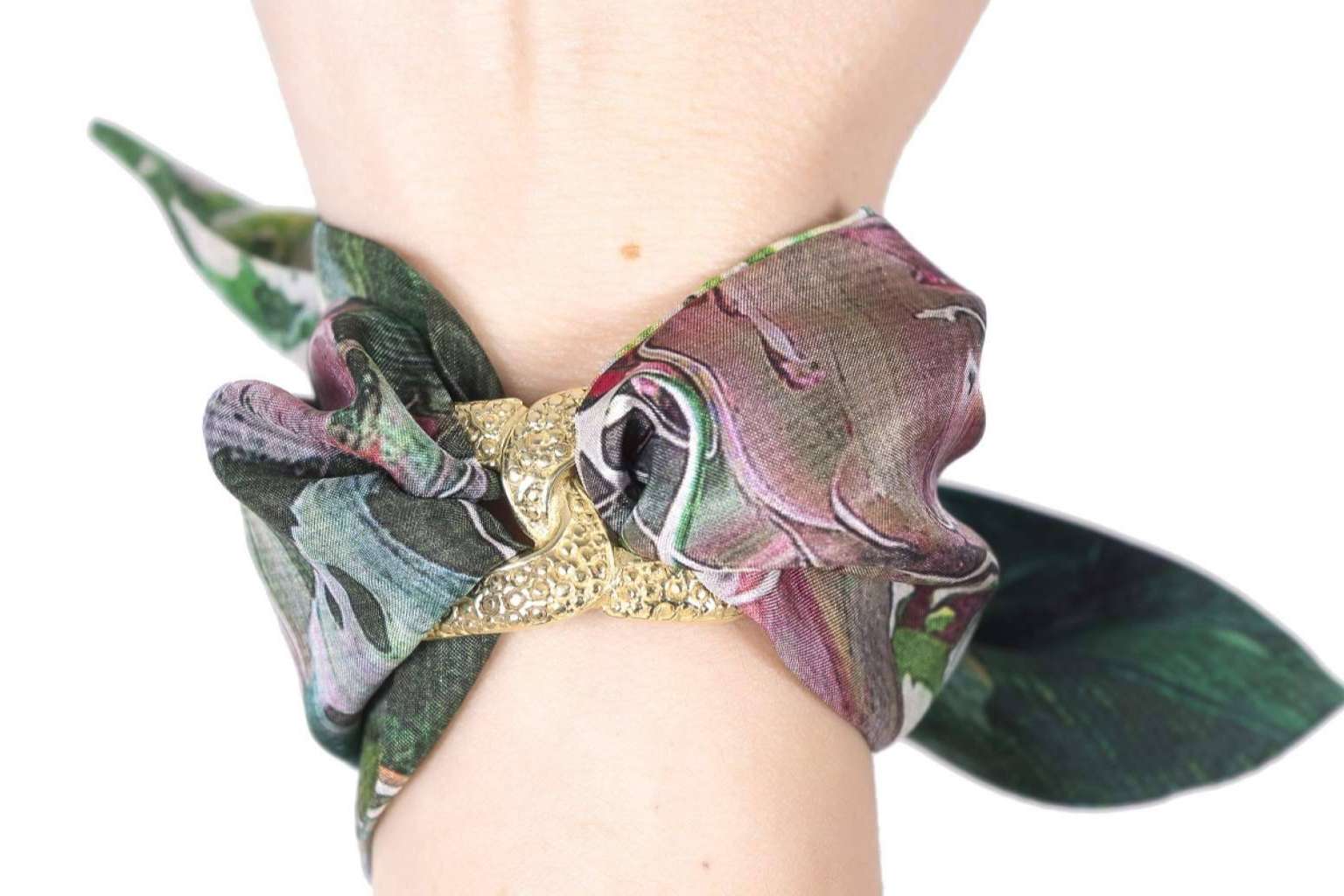 Full & Briss y sus exclusivas pulseras con lazada