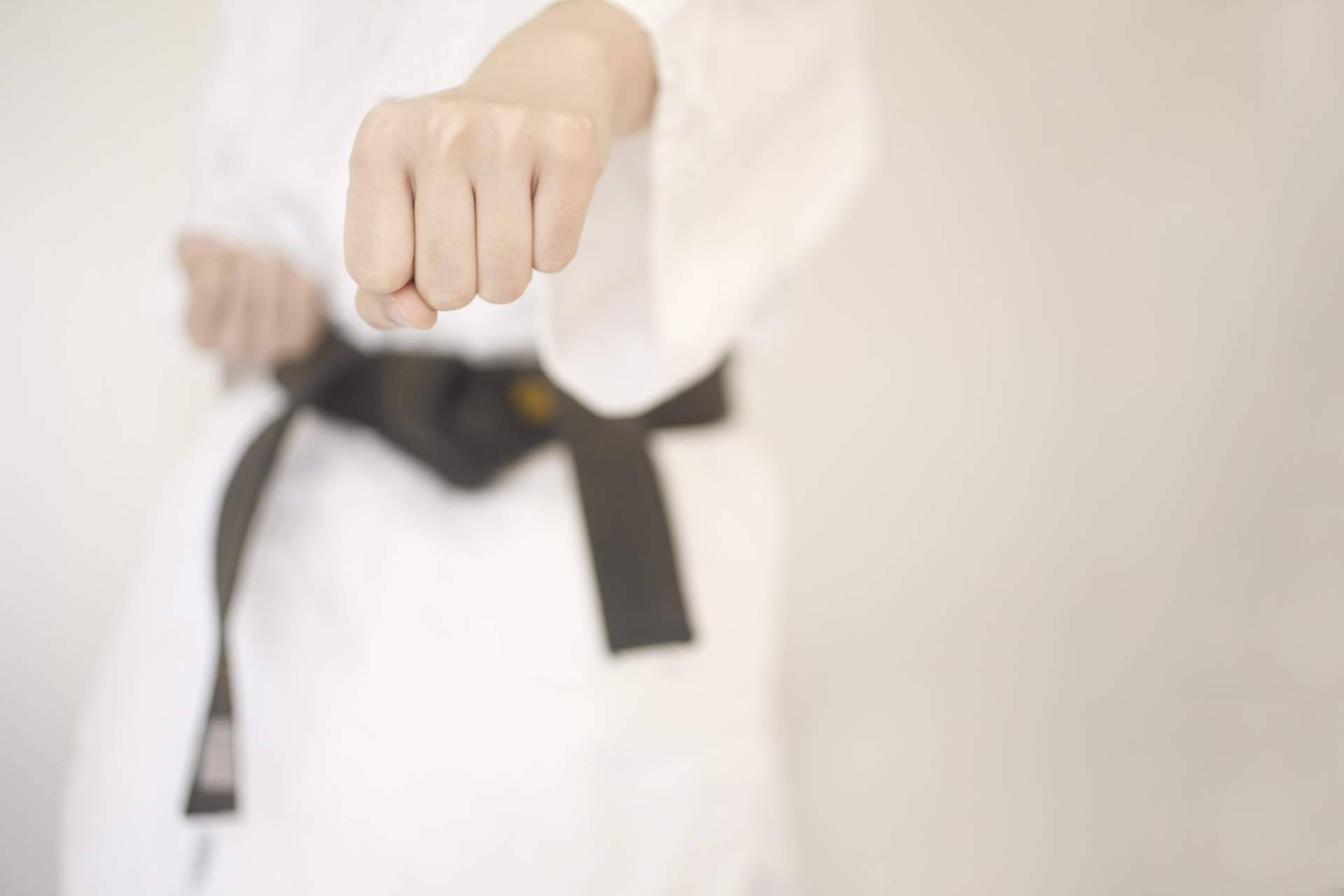 Beneficios psicológicos, cognitivos y sociales de las artes marciales, por Empowerup