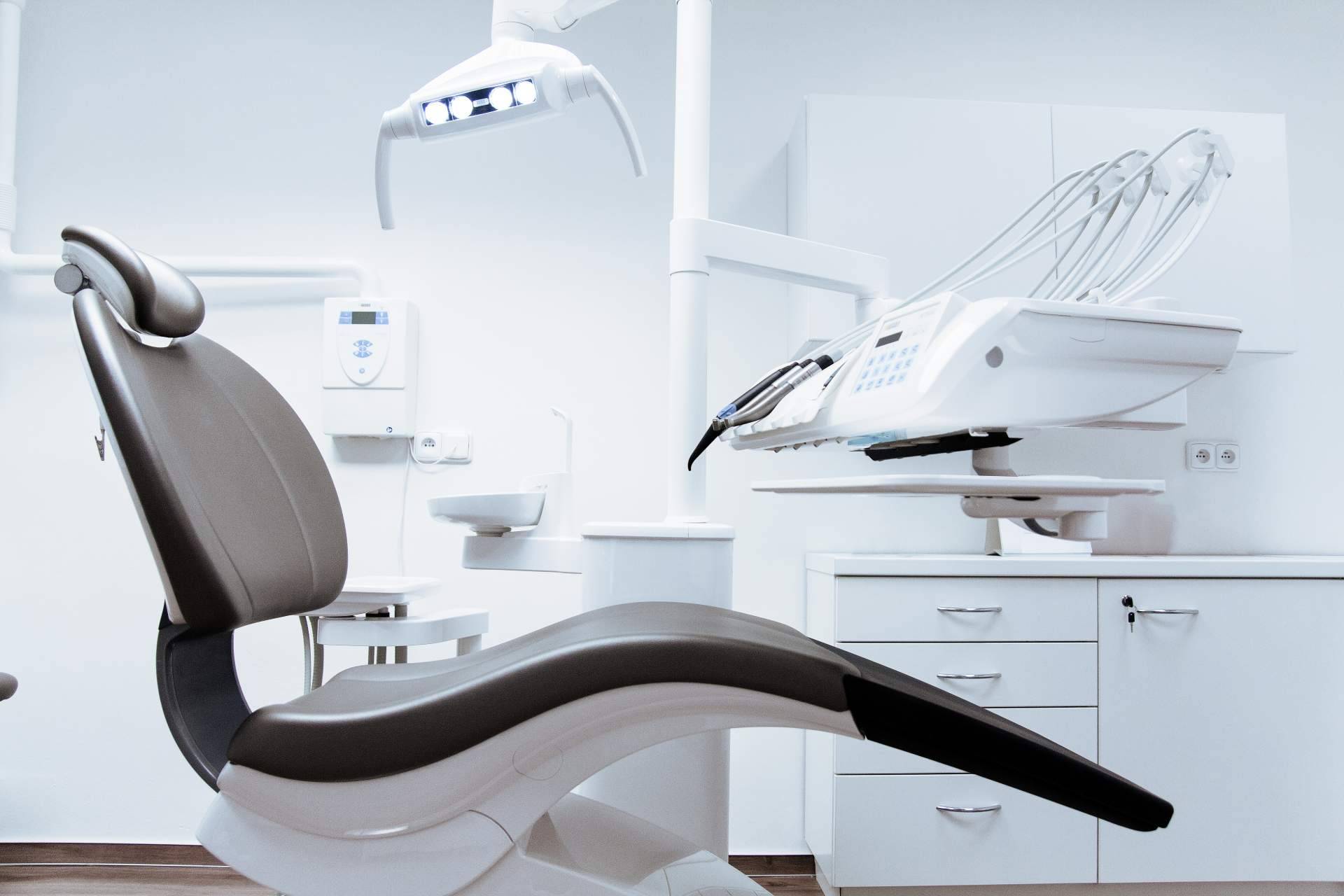 Star-Dent dispone de una variada gama de productos dentales para el sector odontológico