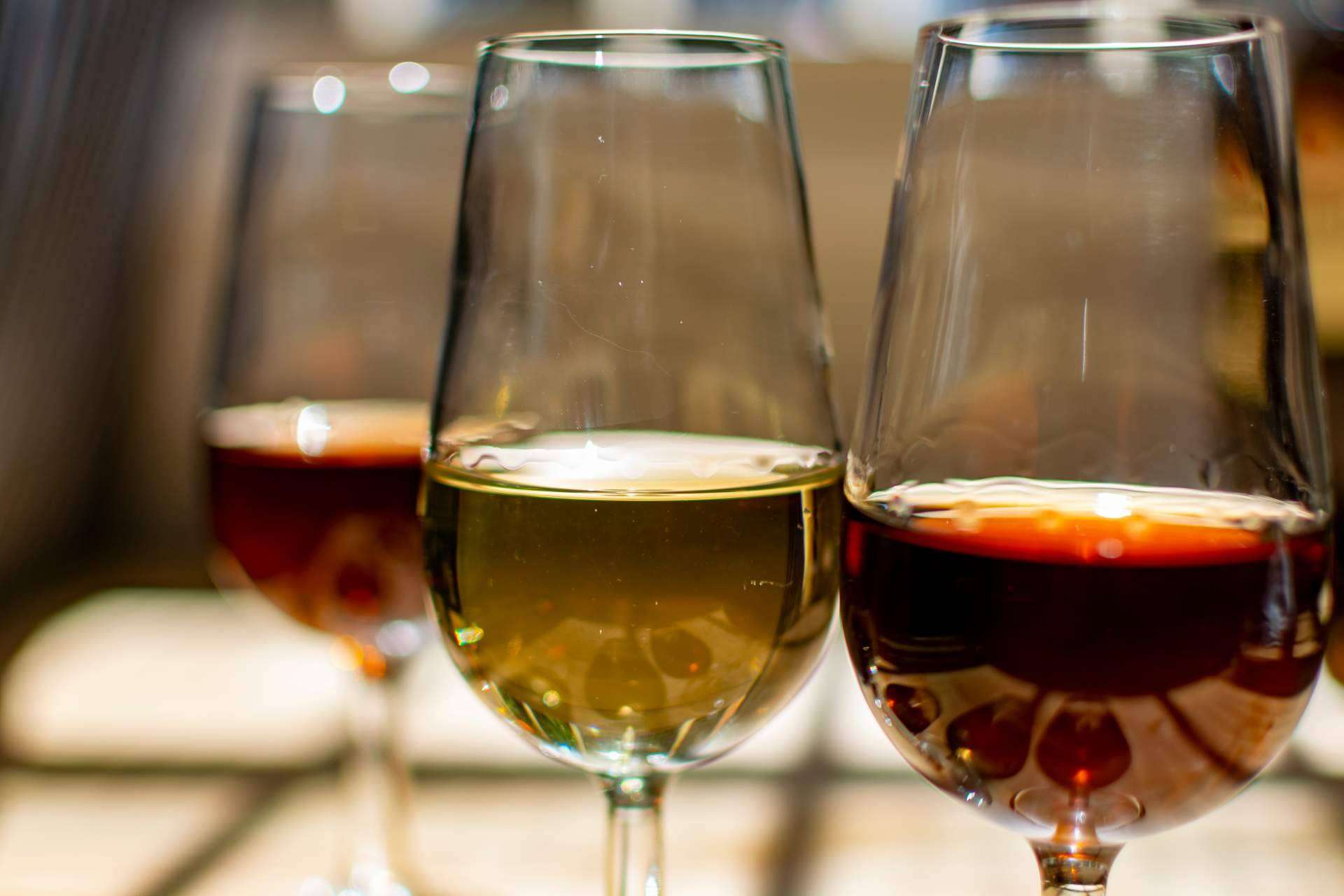 Características del vino amontillado y palo cortado, de la mano de Bodegas Robles