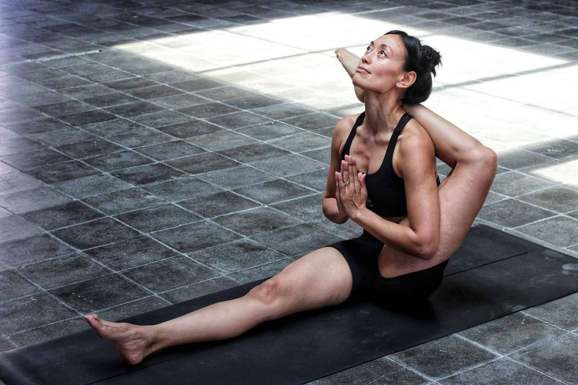 Atha habla sobre los beneficios del yoga