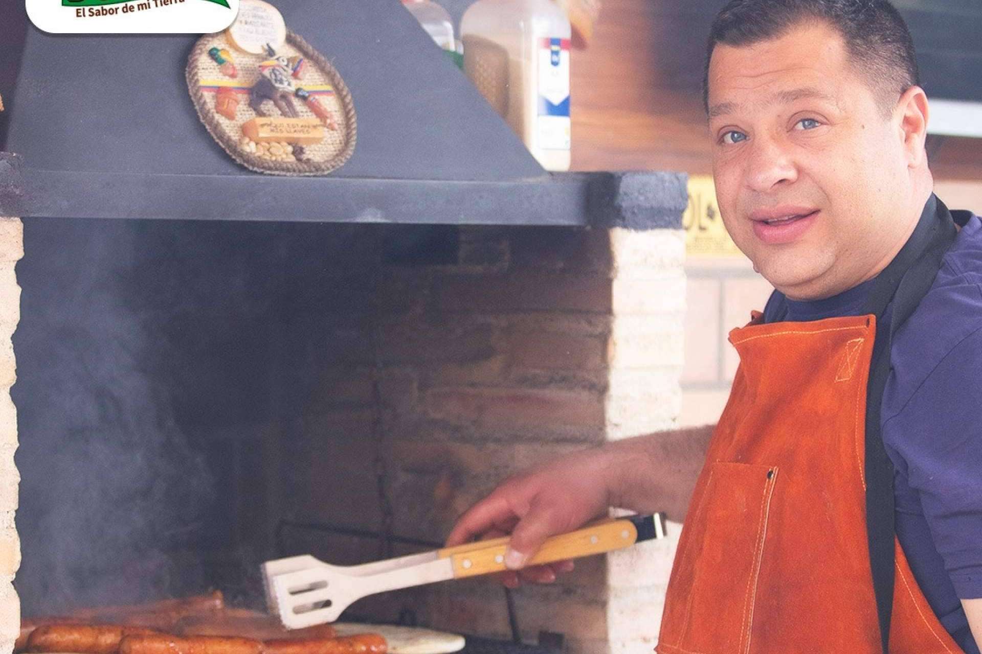 El salchichón cervecero comercializado por D'Carnilsa es perfecto para acompañar la cerveza