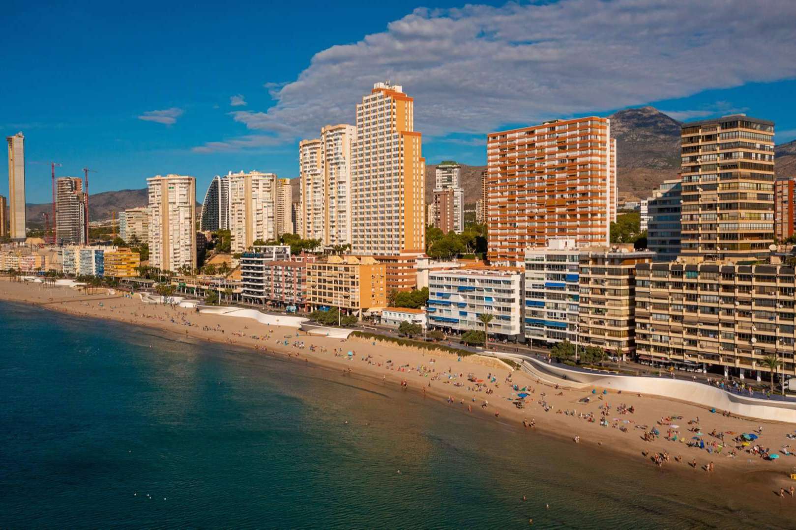 Viviendas en Benidorm y comarca con la inmobiliaria Pedro Torres 10x