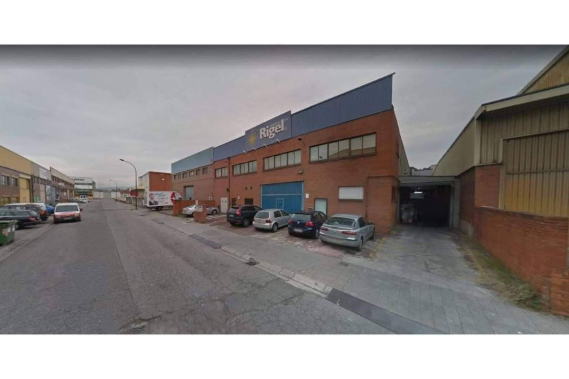 Eactivos.com pone en venta la nave de una industria impresora valorada en más de medio millón de euros, situada en la localidad asturiana de Avilés
