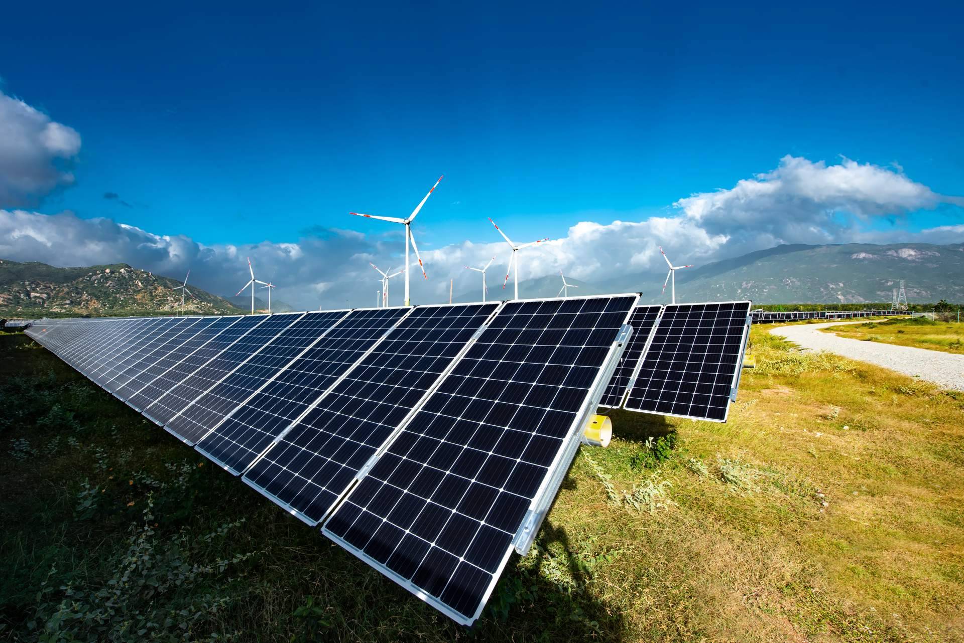 Independencia energética a través de las placas fotovoltaicas de autoconsumo del Grupo Alisios