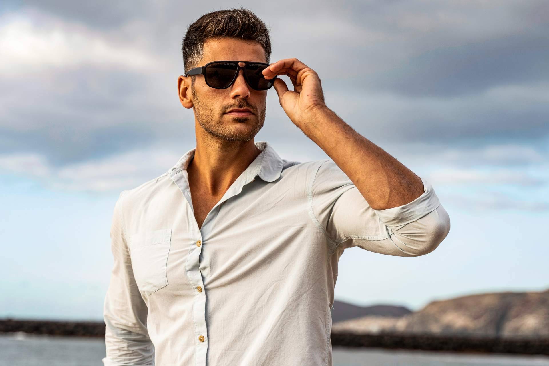 Las nuevas gafas de sol de Hanley están fabricadas con TR90 y acetato