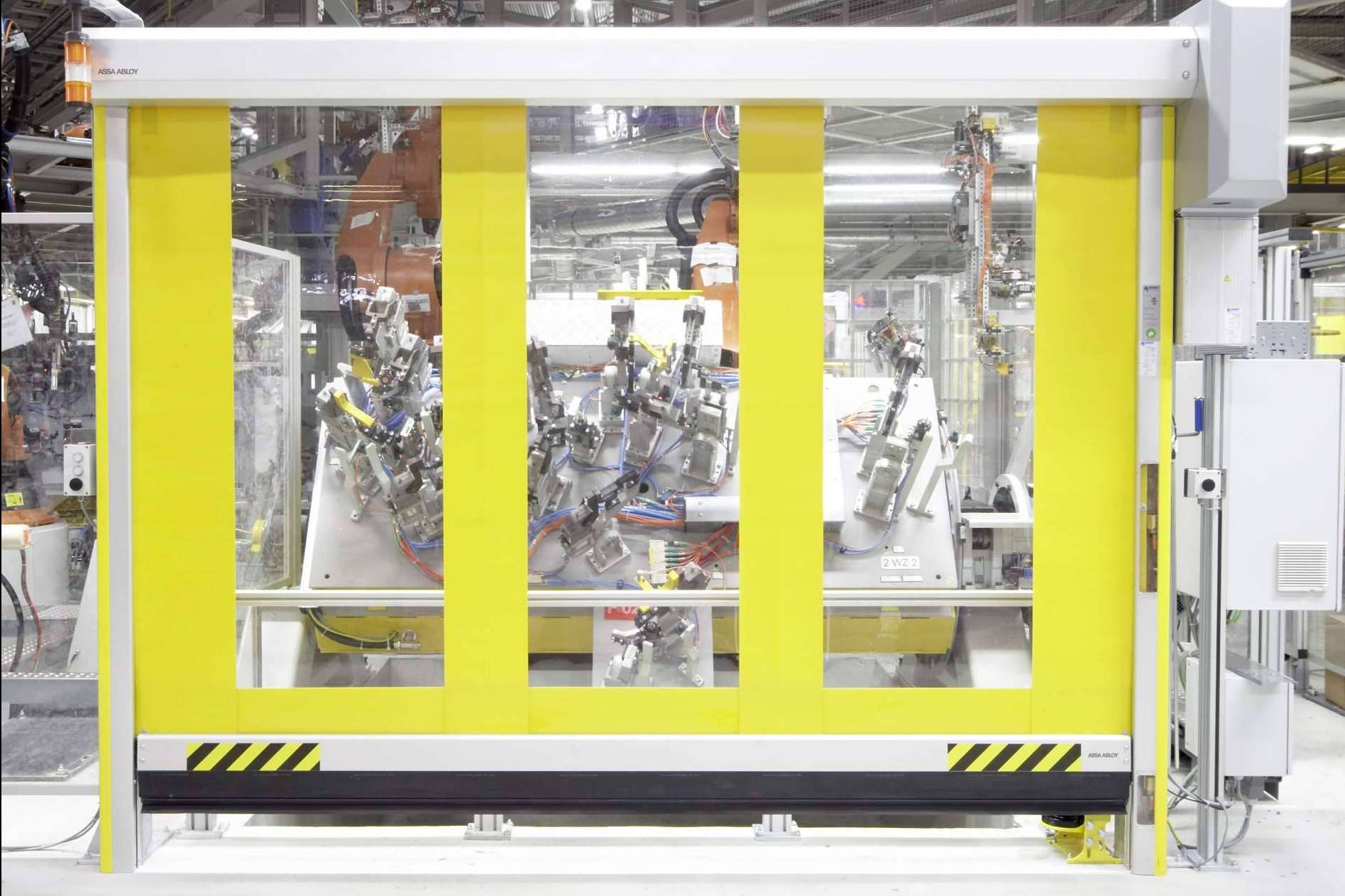La empresa ASSA ABLOY es experta en puertas rápidas
