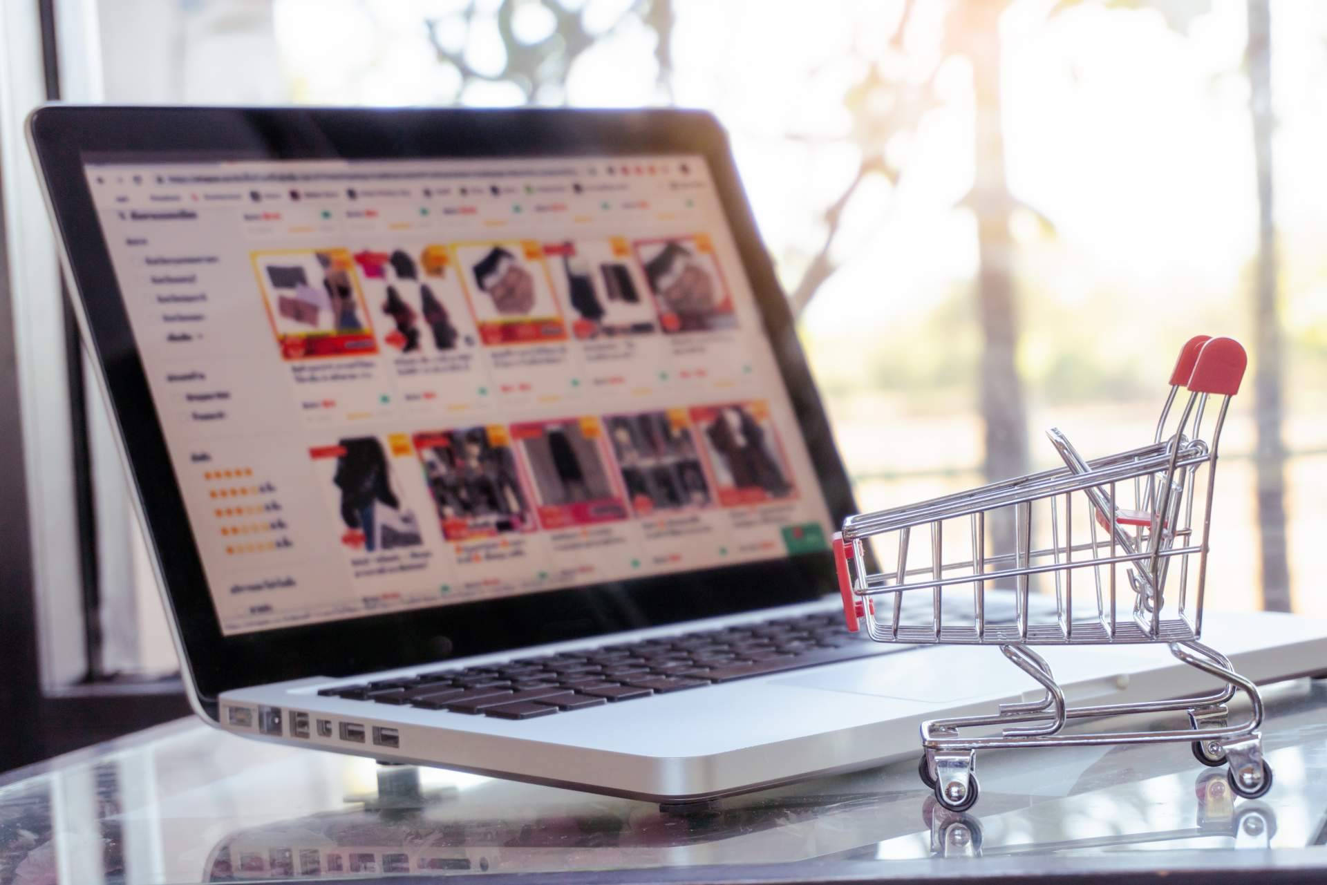 Estudiar un máster en el desarrollo de plataformas online, con Listing Startup