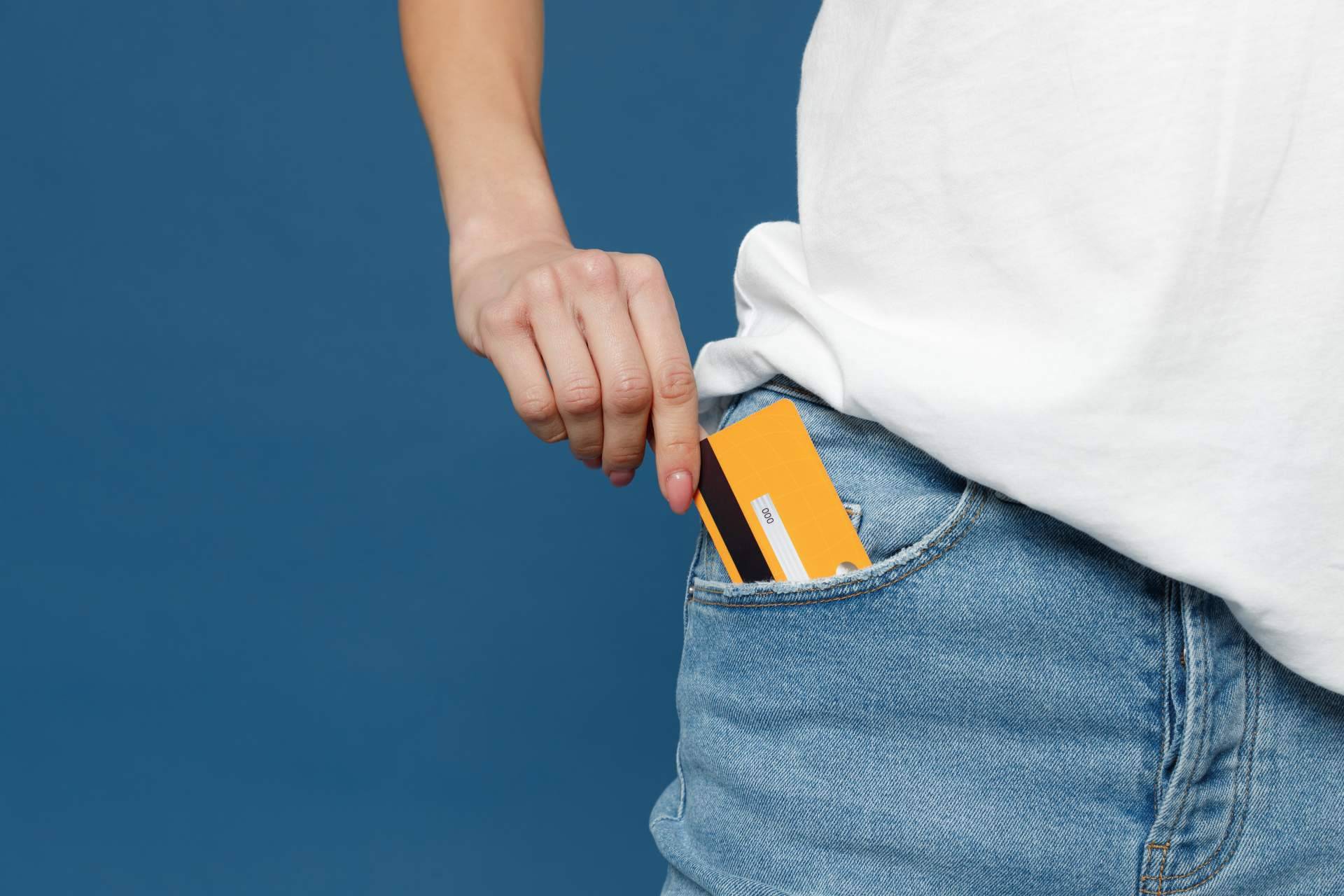Deudas de tarjetas que nunca acaban, por Asesority