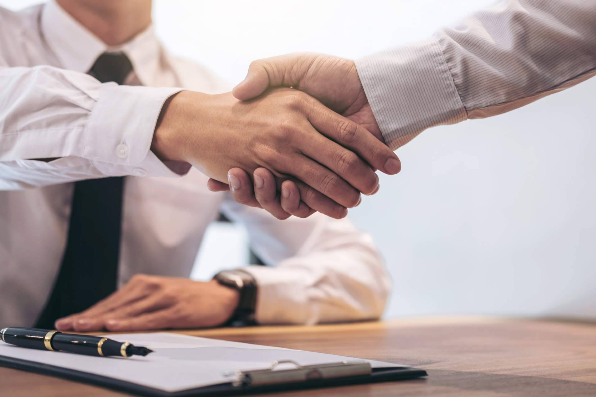 ¿Cuáles son las claves para contratar a un comercial autónomo? NOVI mentor club