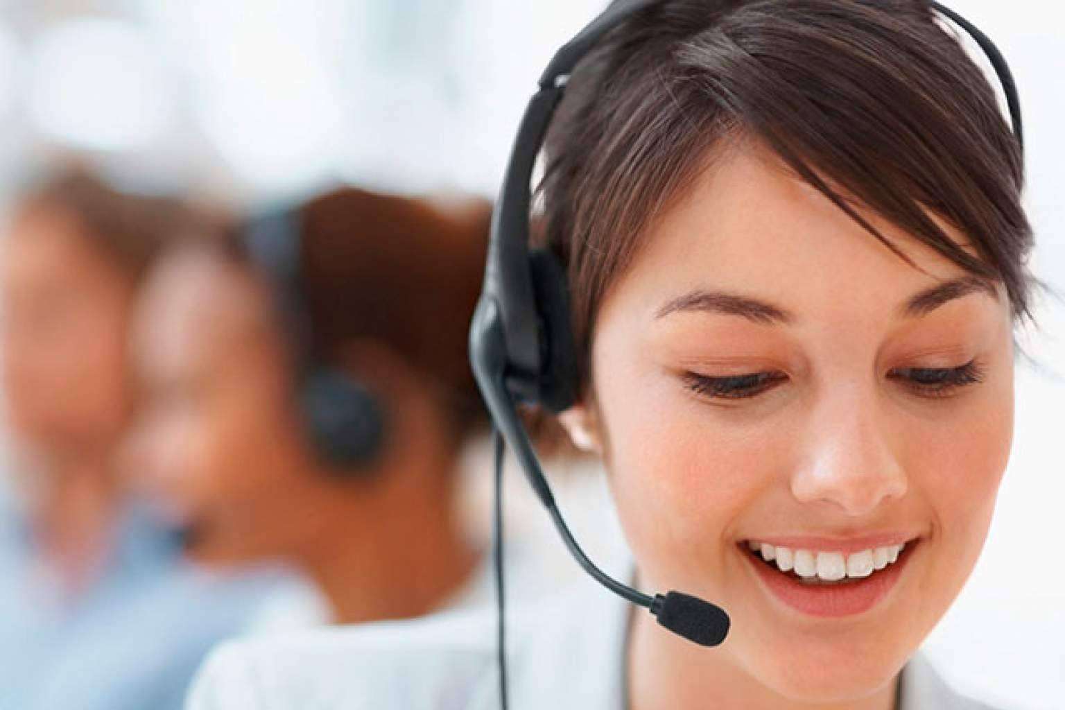 Ahorrar costes y optimizar tareas con la telefonía VoIP de UBCloud